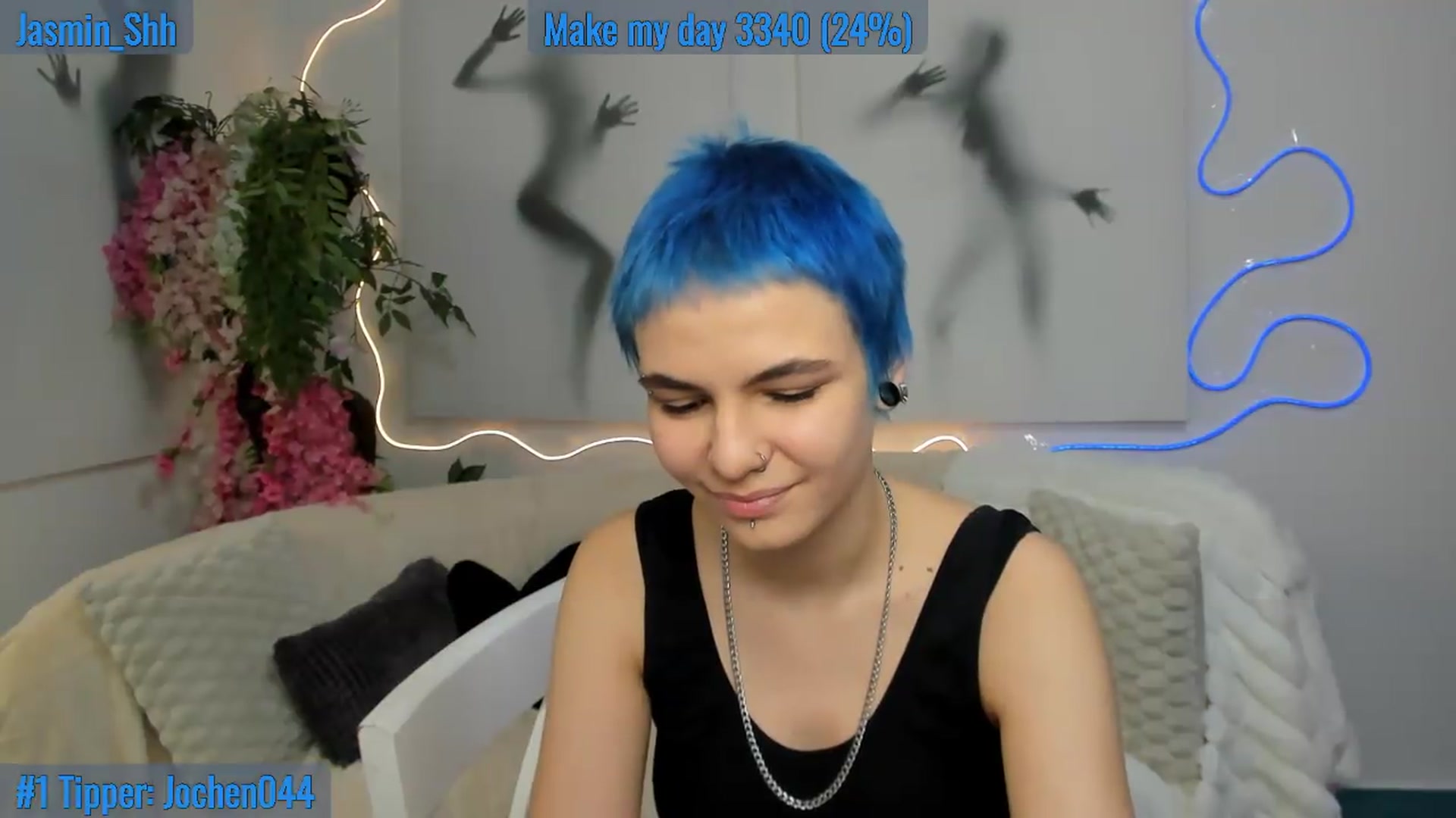Gallery image thumbnail from Jasmin_Shh's myfreecams stream on, 09/01/2026, 12:42 image 16 of 20