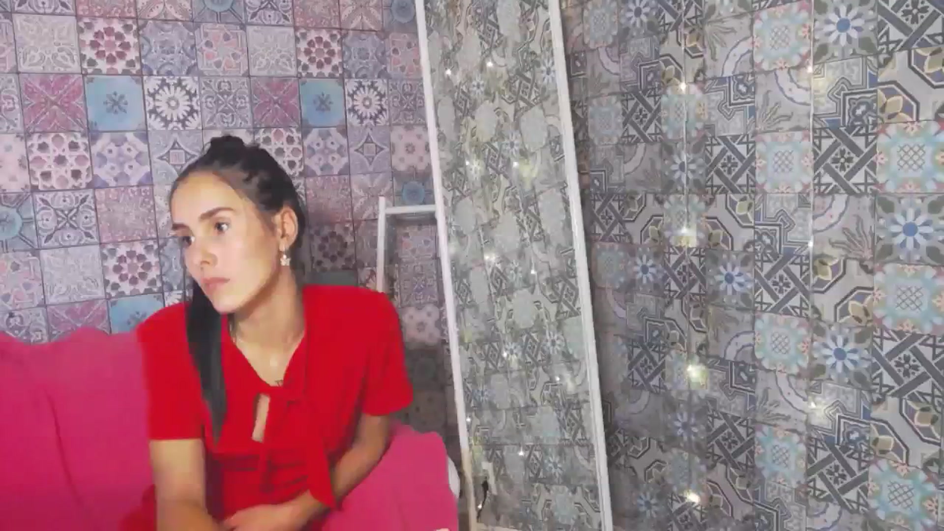 Gallery image thumbnail from JasmineA's myfreecams stream on, 10/04/2023, 19:02 image 15 of 20