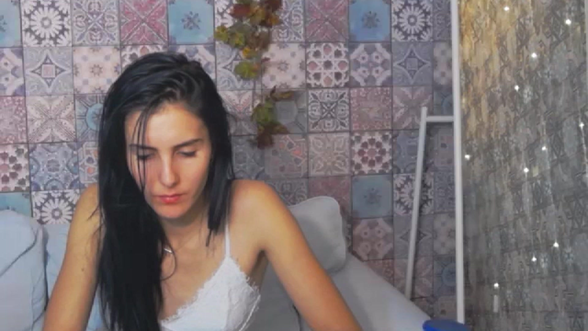 Gallery image thumbnail from JasmineA's myfreecams stream on, 10/29/2023, 16:40 image 2 of 20