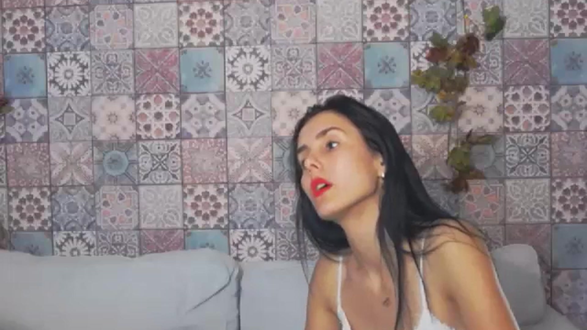 Gallery image thumbnail from JasmineA's myfreecams stream on, 10/29/2023, 16:40 image 17 of 20