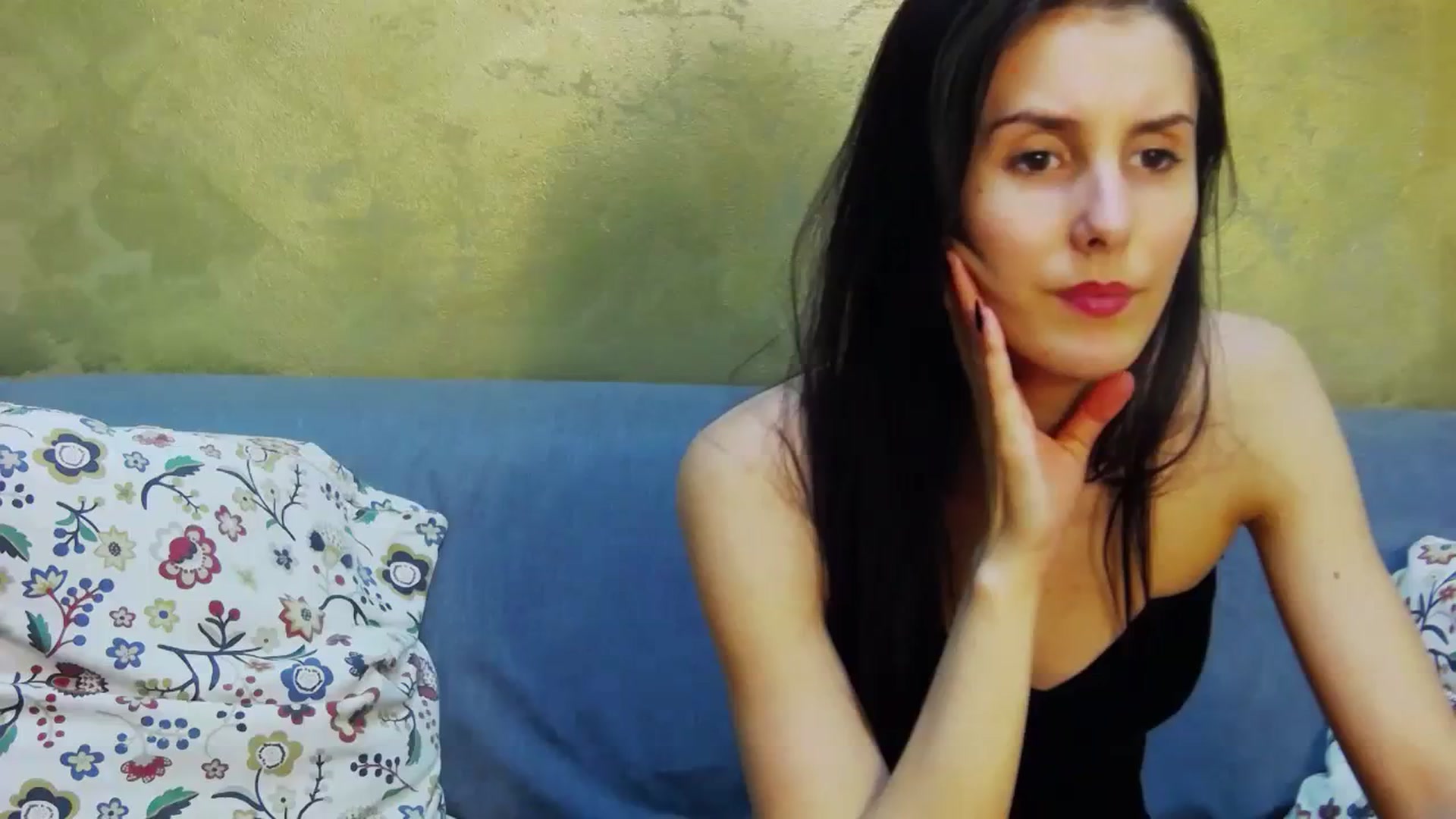 Gallery image thumbnail from JasmineA's myfreecams stream on, 03/08/2024, 21:32 image 19 of 20