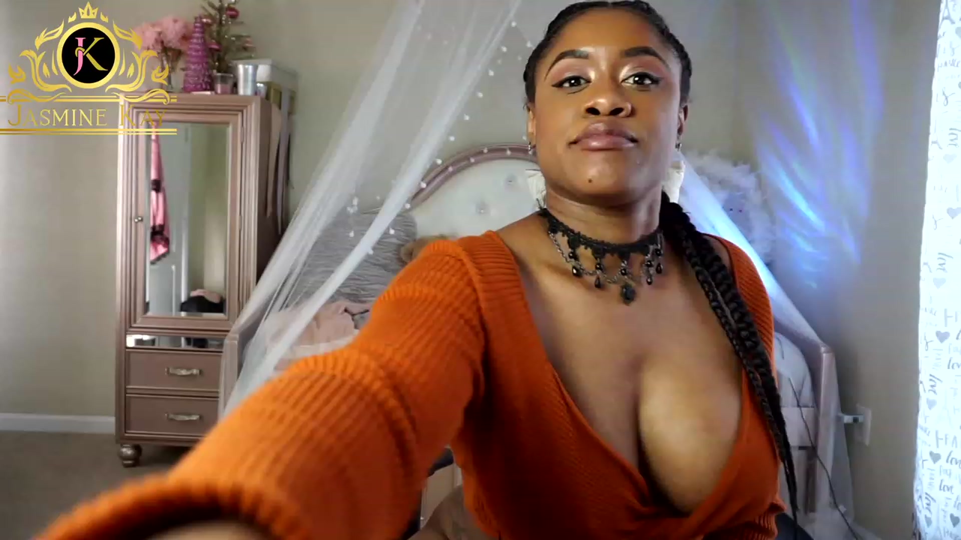 Gallery image thumbnail from JasmineKay's myfreecams stream on, 12/31/2022, 18:29 image 7 of 20