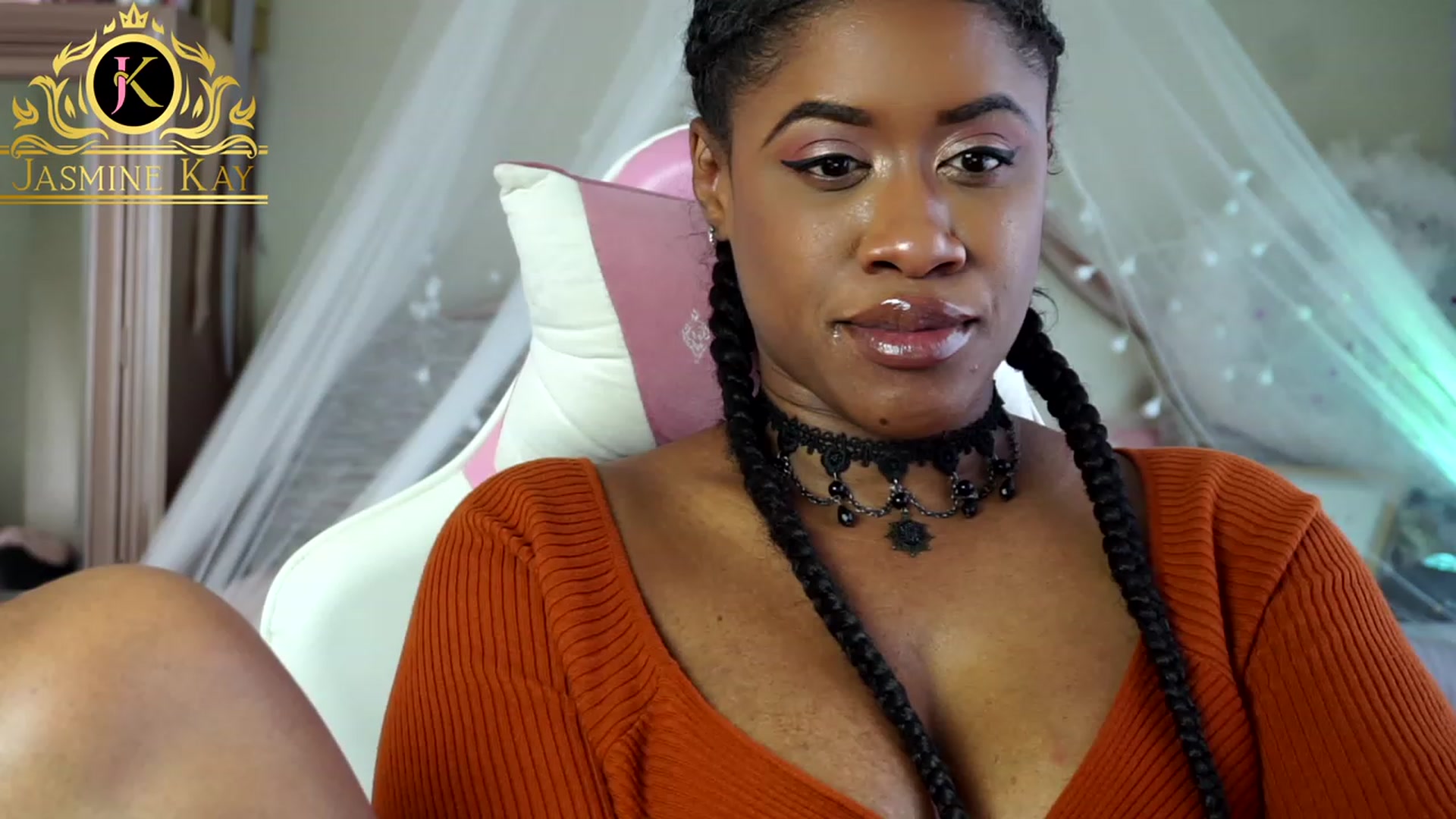 Gallery image thumbnail from JasmineKay's myfreecams stream on, 12/31/2022, 18:29 image 2 of 20