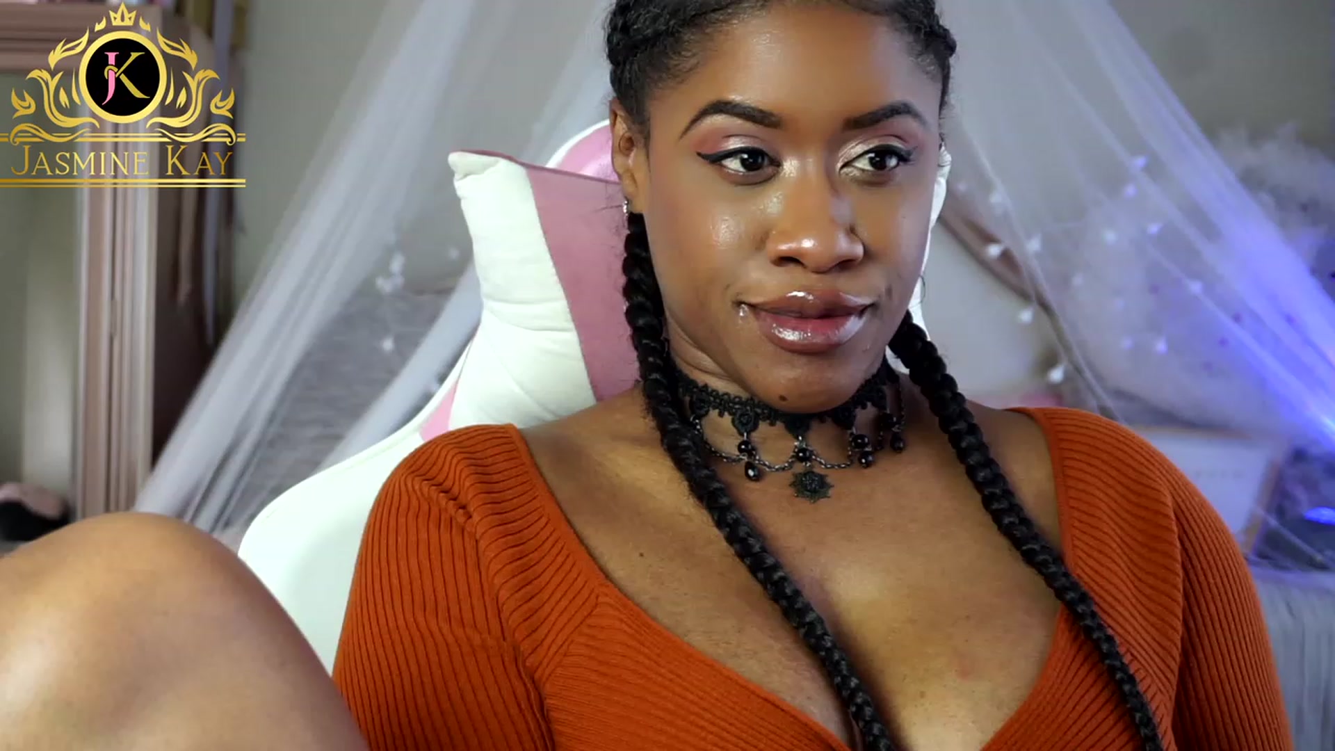 Gallery image thumbnail from JasmineKay's myfreecams stream on, 12/31/2022, 18:29 image 1 of 20