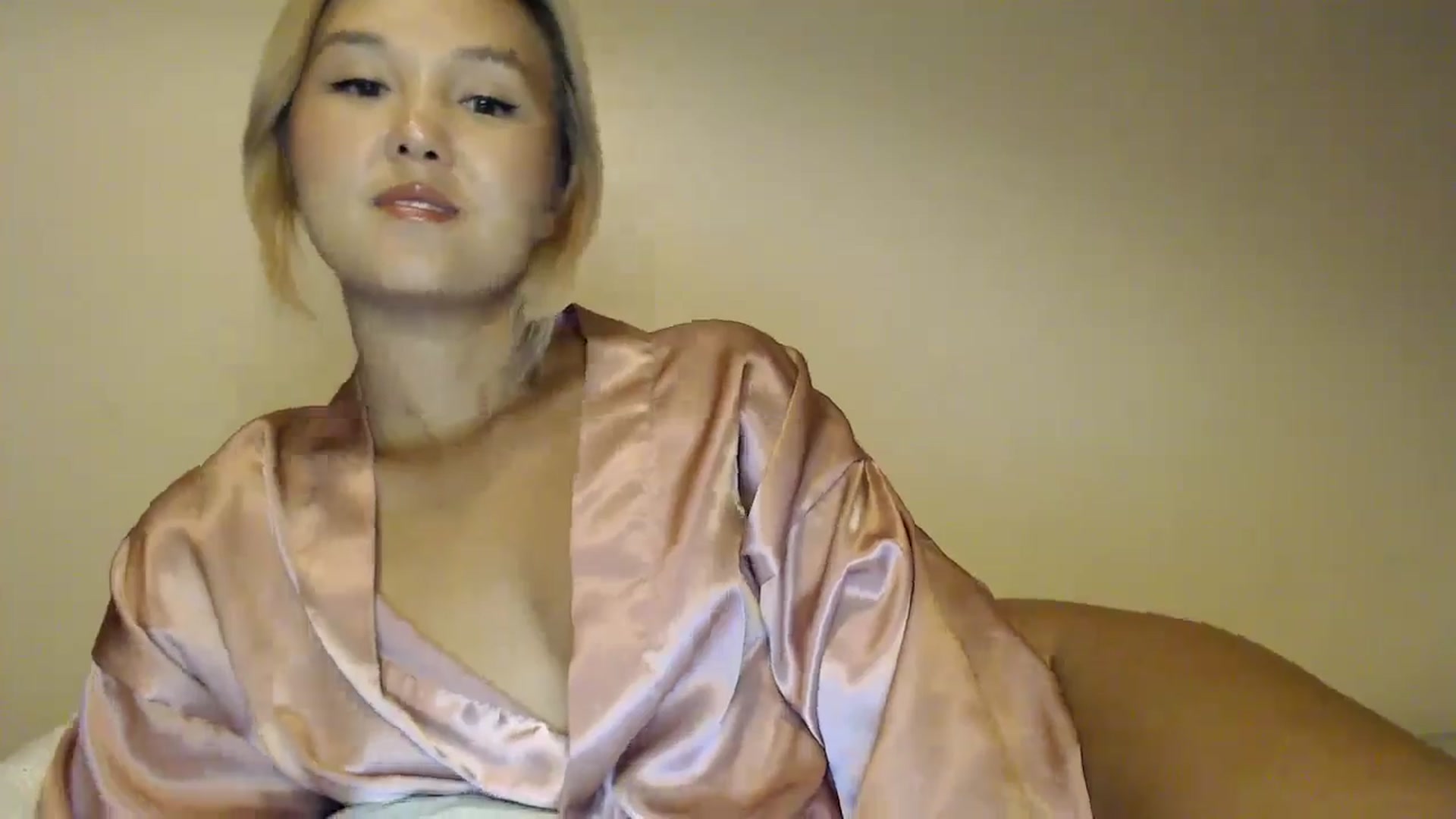 Gallery image thumbnail from JasmineSXO's myfreecams stream on, 08/08/2024, 23:59 image 12 of 20