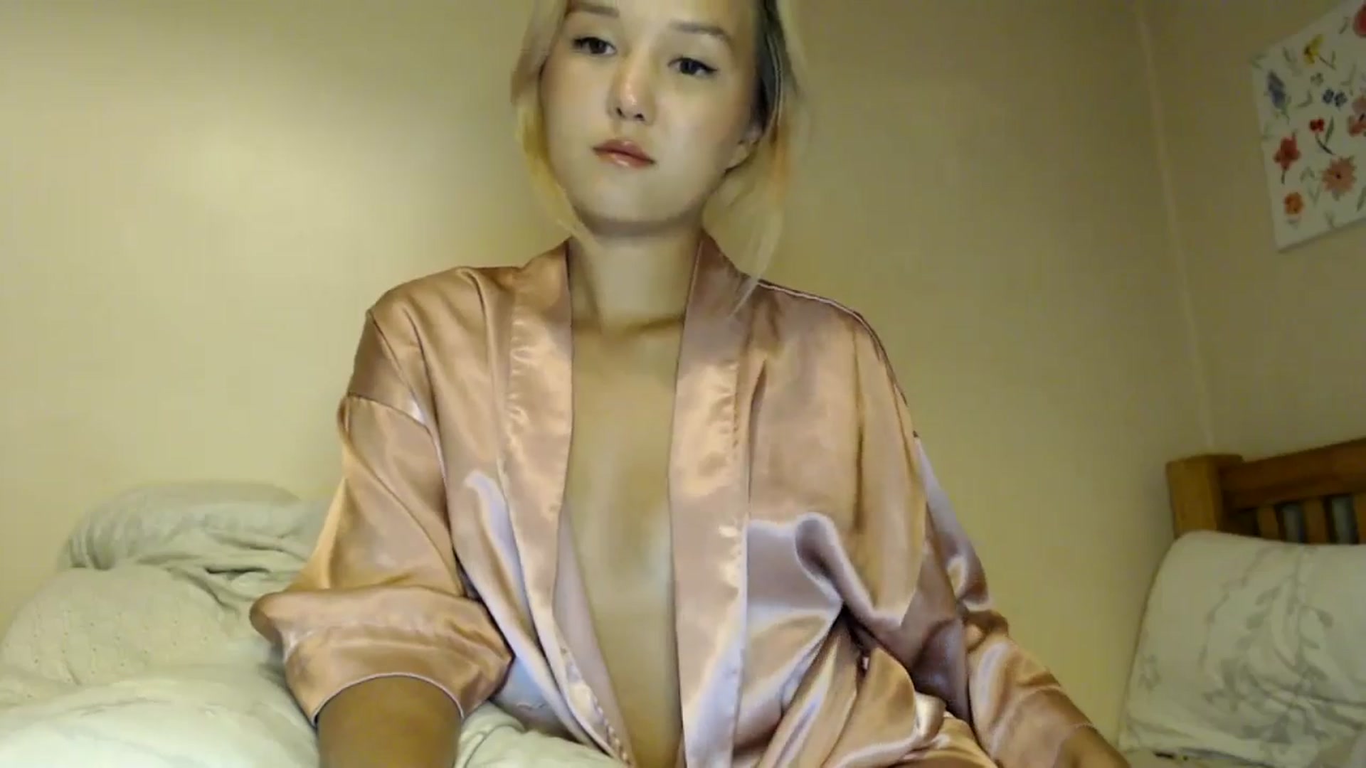 Gallery image thumbnail from JasmineSXO's myfreecams stream on, 08/08/2024, 23:59 image 5 of 20