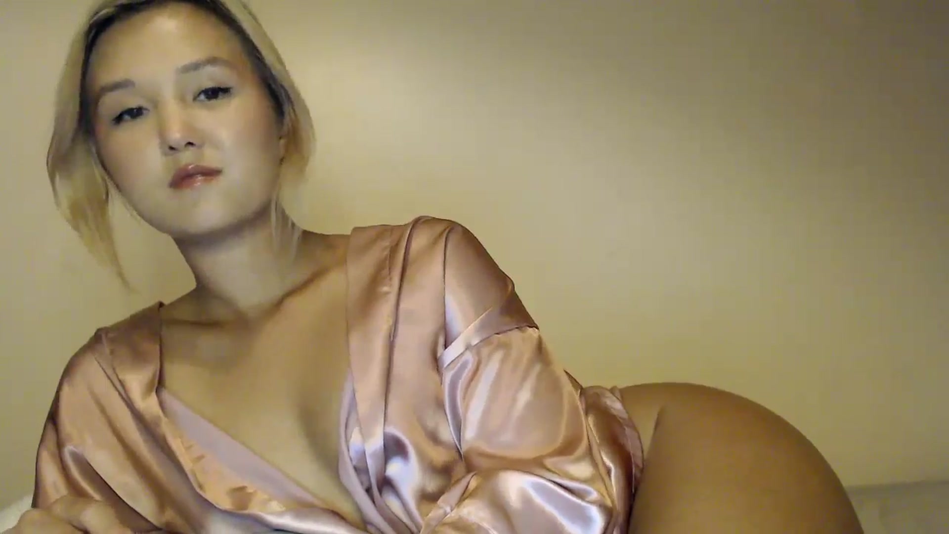 Gallery image thumbnail from JasmineSXO's myfreecams stream on, 08/08/2024, 23:59 image 17 of 20