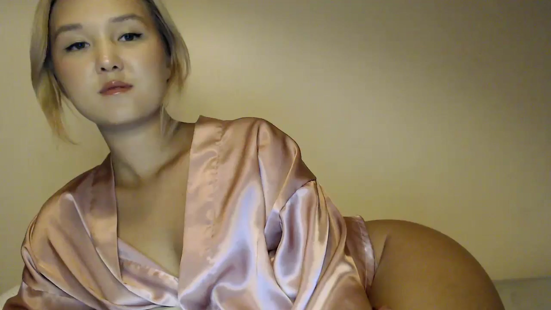 Gallery image thumbnail from JasmineSXO's myfreecams stream on, 08/08/2024, 23:59 image 14 of 20