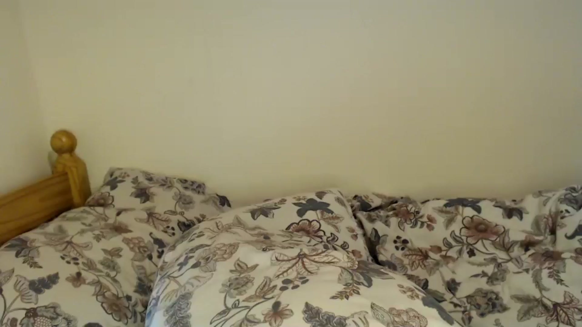 Gallery image thumbnail from JasmineSXO's myfreecams stream on, 12/12/2024, 24:03 image 18 of 20