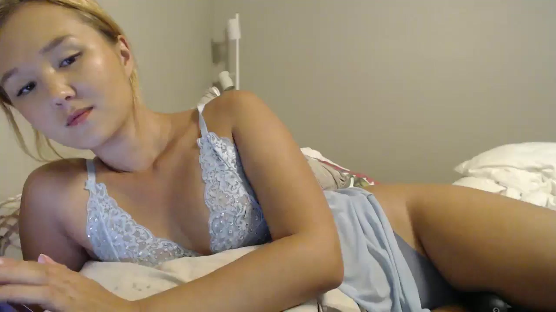 Gallery image thumbnail from JasmineSXO's myfreecams stream on, 07/04/2025, 15:08 image 3 of 20
