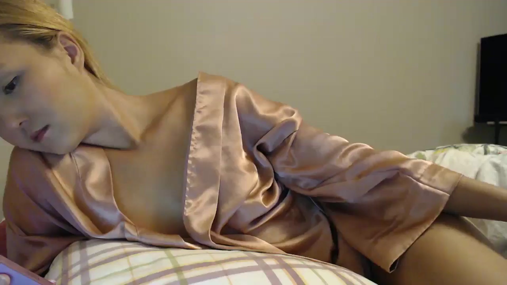 Gallery image thumbnail from JasmineSXO's myfreecams stream on, 07/05/2025, 19:06 image 10 of 20