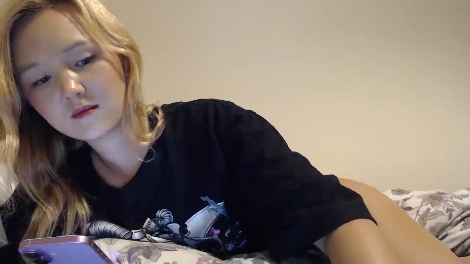 Gallery image thumbnail from JasmineSXO's myfreecams stream on, 07/24/2025, 19:21 image 5 of 20