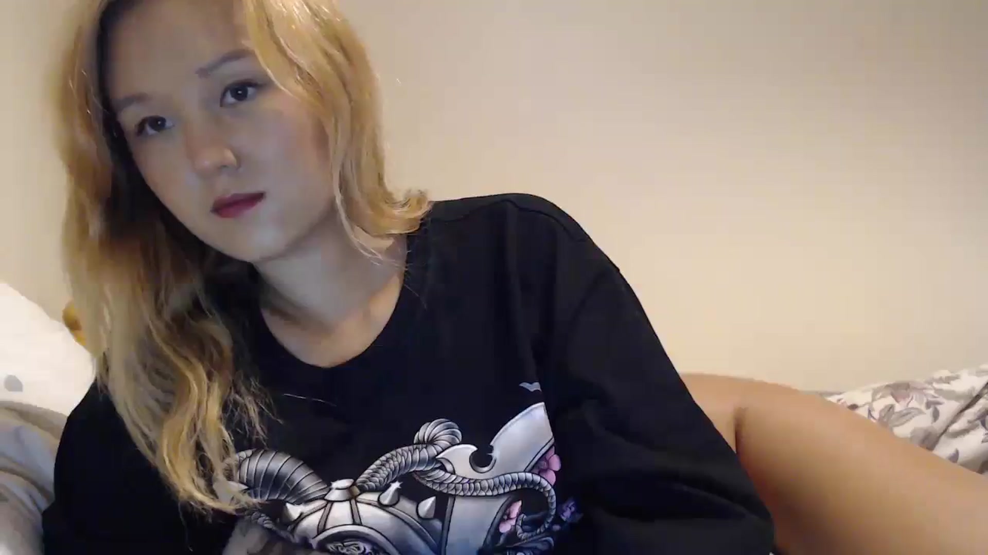 Gallery image thumbnail from JasmineSXO's myfreecams stream on, 07/24/2025, 19:21 image 19 of 20