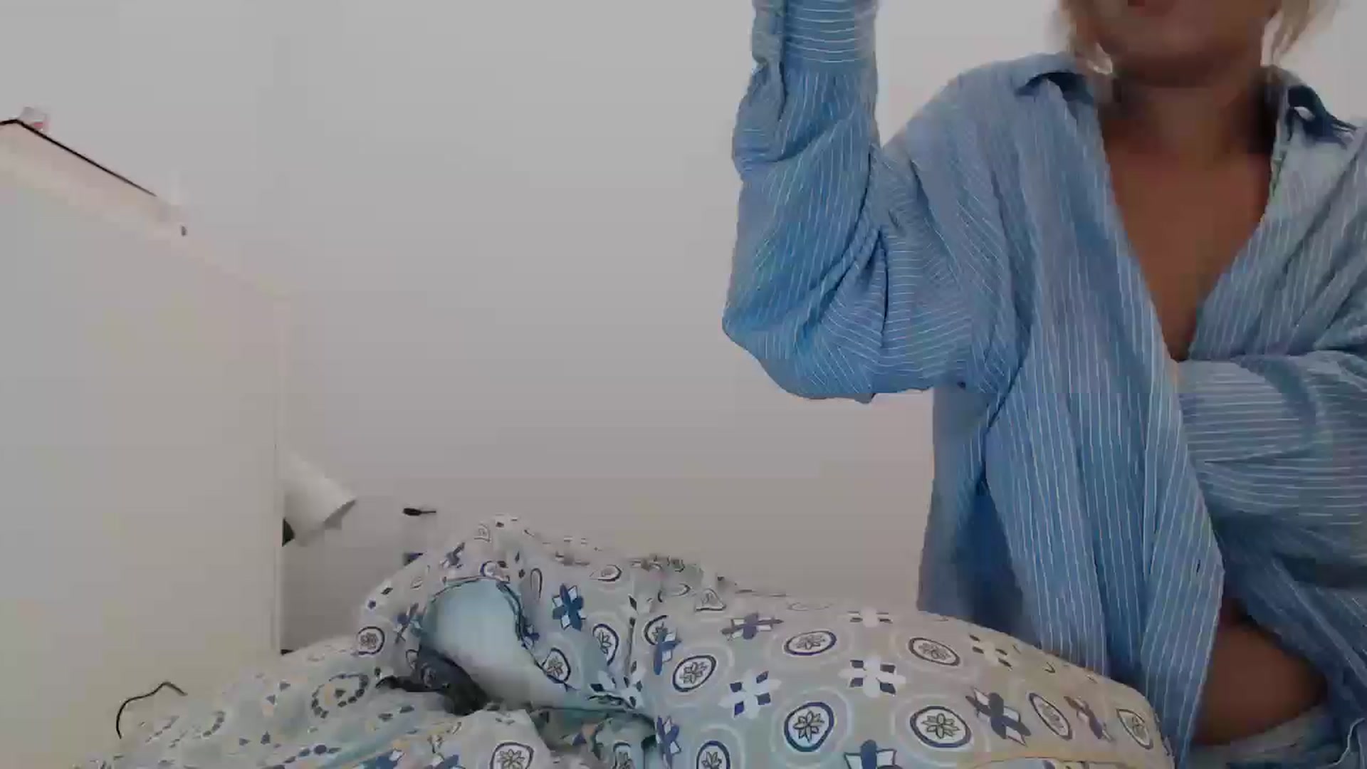 Gallery image thumbnail from JasmineSXO's myfreecams stream on, 12/01/2025, 13:47 image 9 of 20