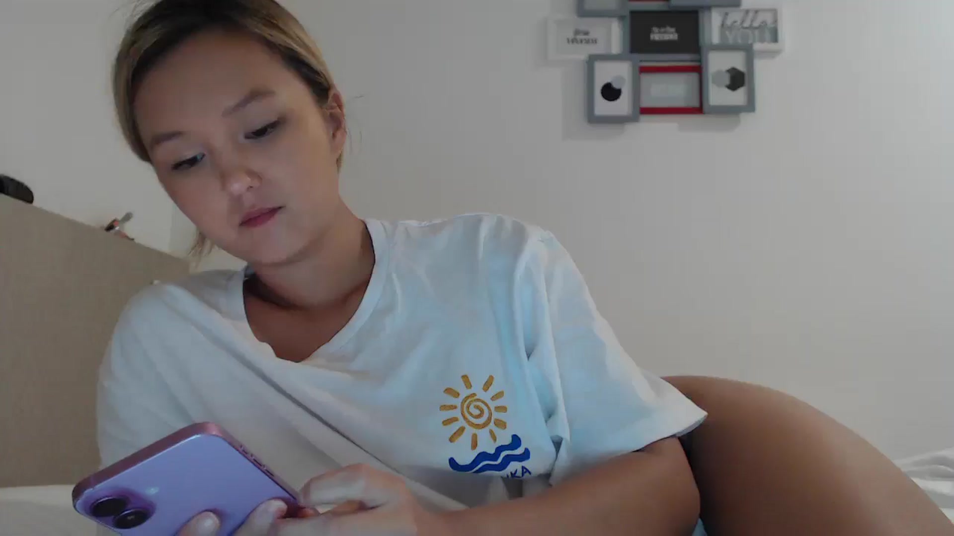 Gallery image thumbnail from JasmineSXO's myfreecams stream on, 12/08/2025, 22:40 image 14 of 20