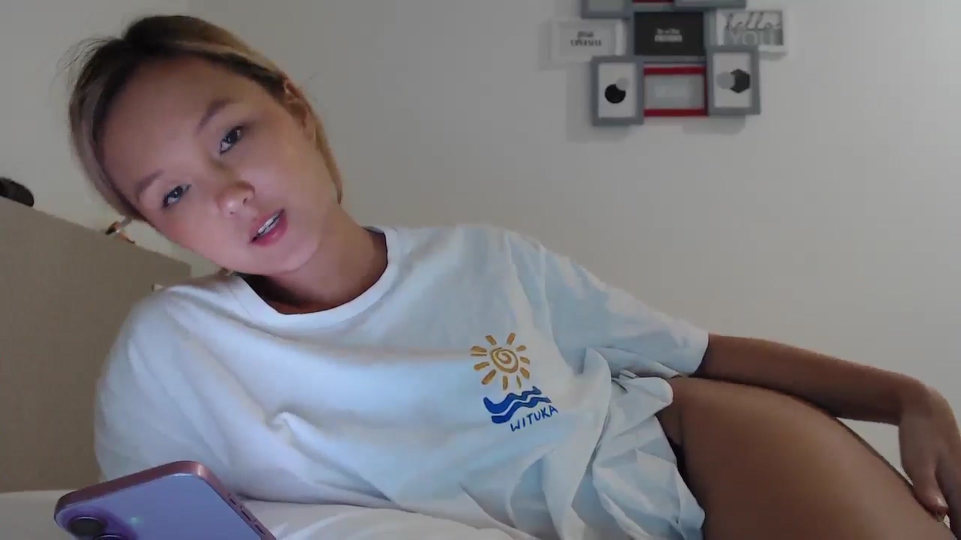 Gallery image thumbnail from JasmineSXO's myfreecams stream on, 12/08/2025, 22:40 image 15 of 20