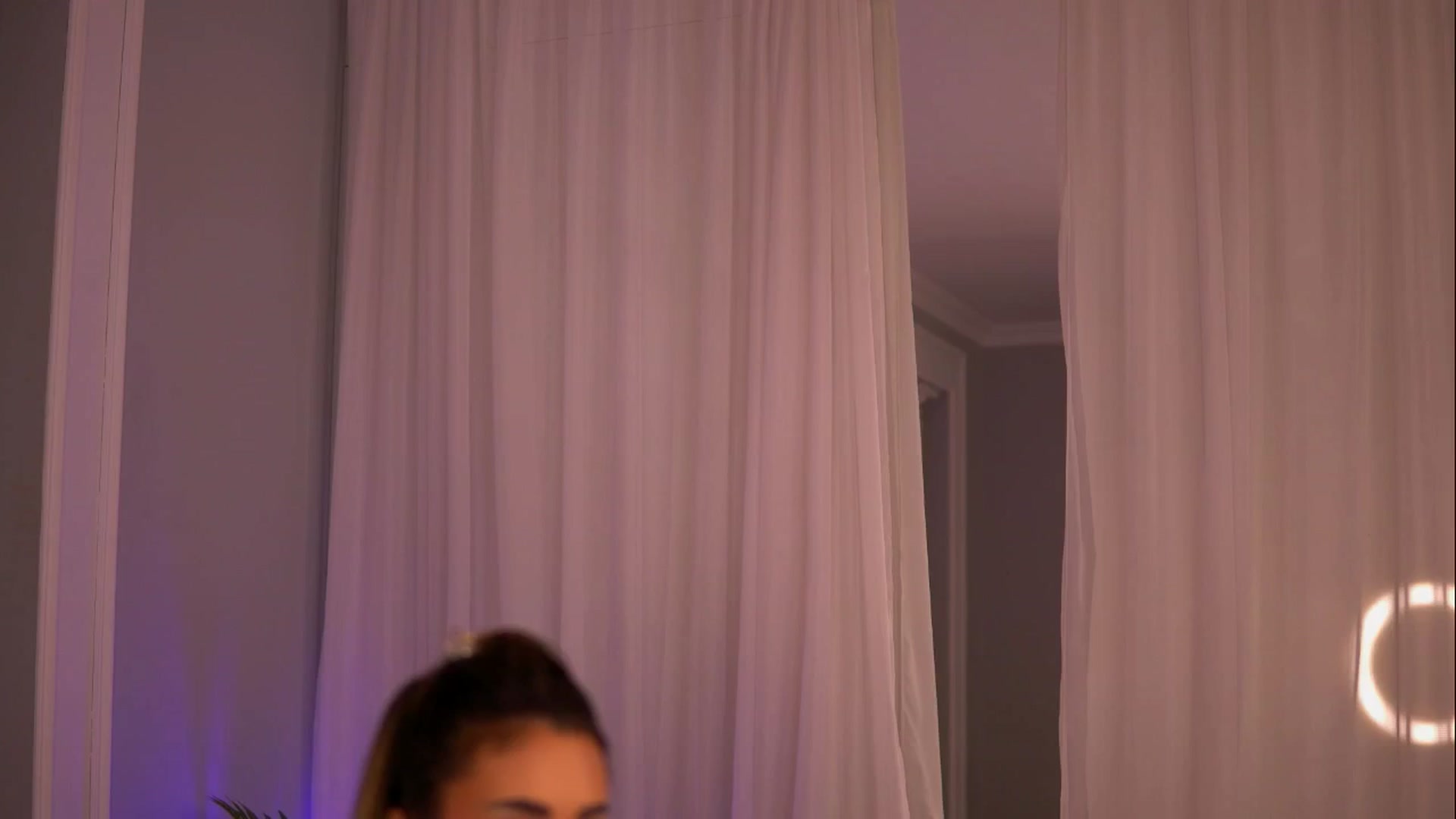 Gallery image thumbnail from JasmineShaw's myfreecams stream on, 10/09/2024, 22:54 image 20 of 20