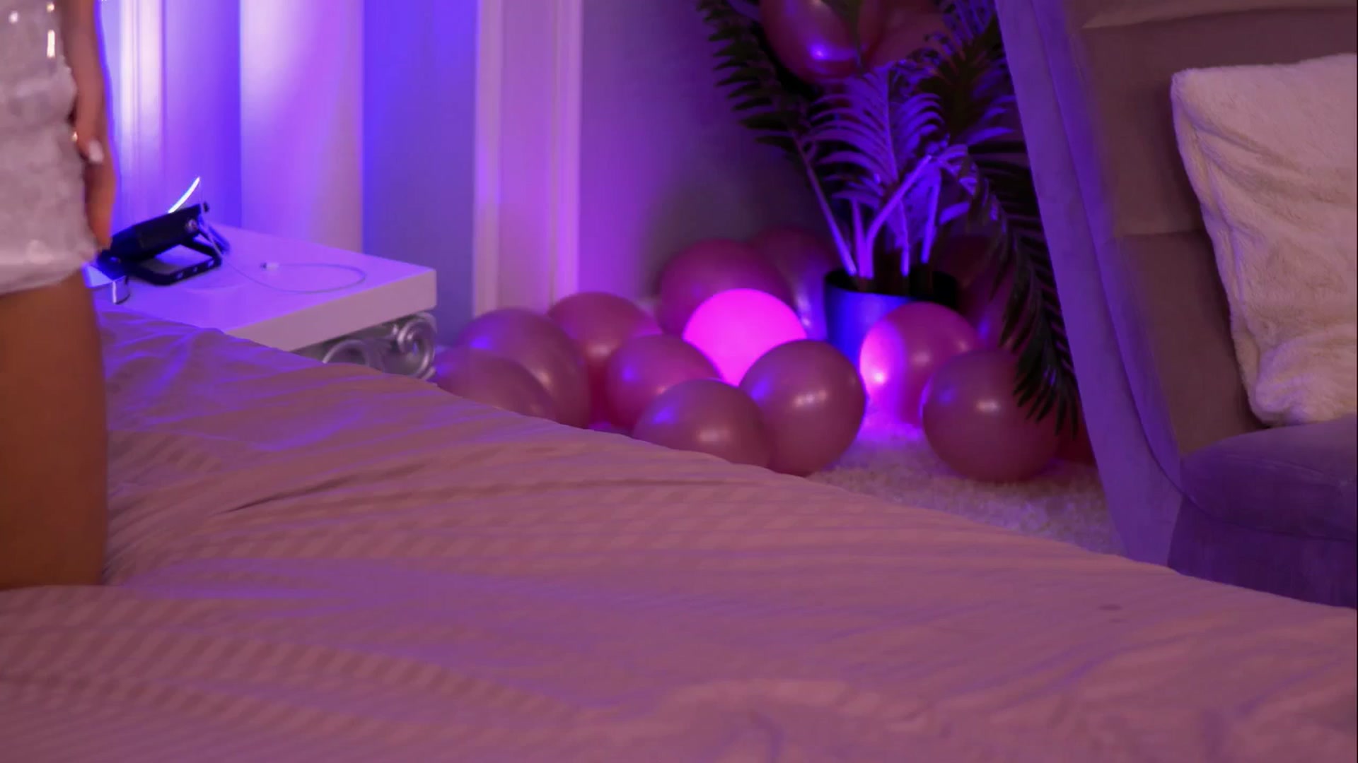 Gallery image thumbnail from JasmineShaw's myfreecams stream on, 11/07/2024, 06:51 image 9 of 20