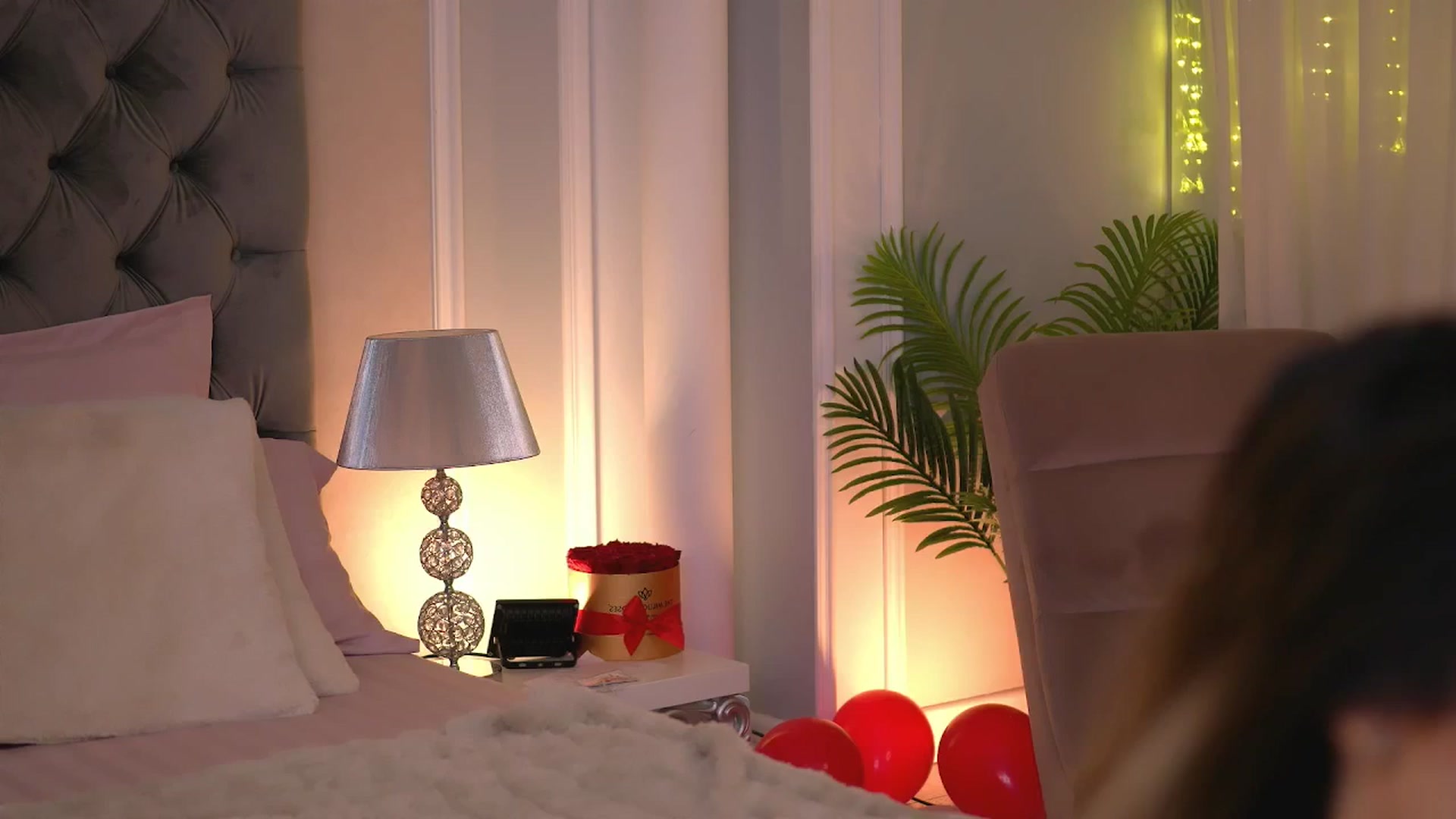 Gallery image thumbnail from JasmineShaw's myfreecams stream on, 04/14/2025, 24:00 image 20 of 20