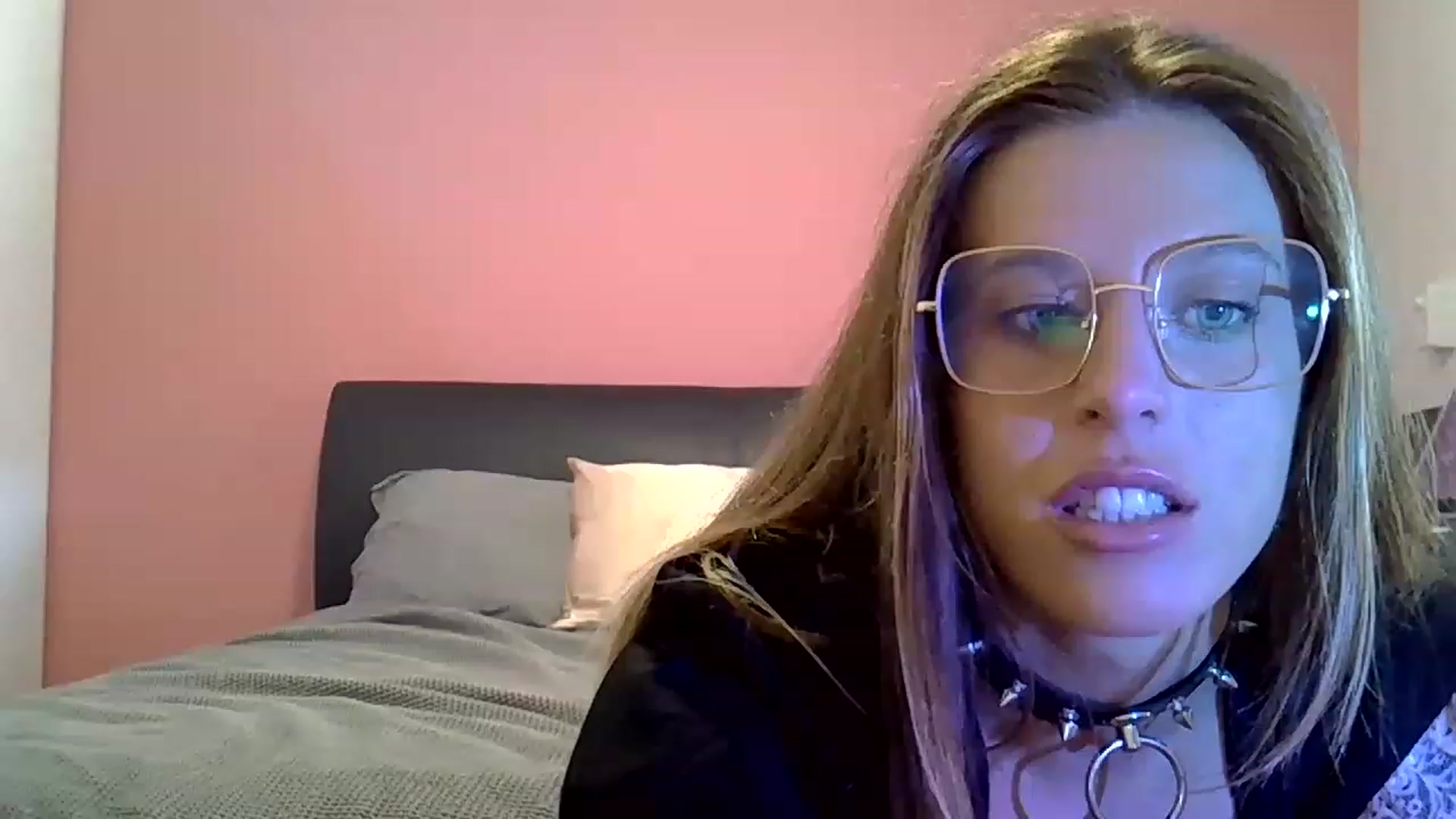 Gallery image thumbnail from JasmineSkyy's myfreecams stream on, 11/17/2022, 03:20 image 15 of 20