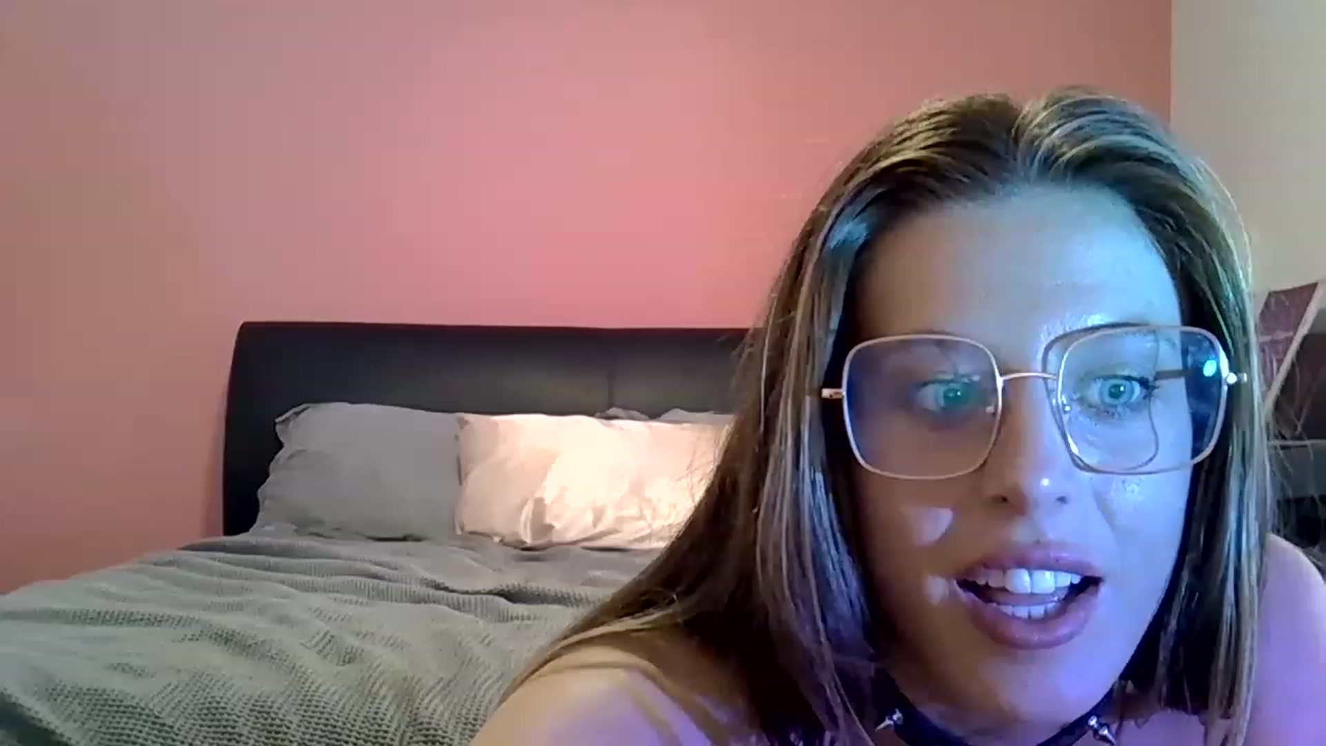 Gallery image thumbnail from JasmineSkyy's myfreecams stream on, 11/17/2022, 05:23 image 9 of 20