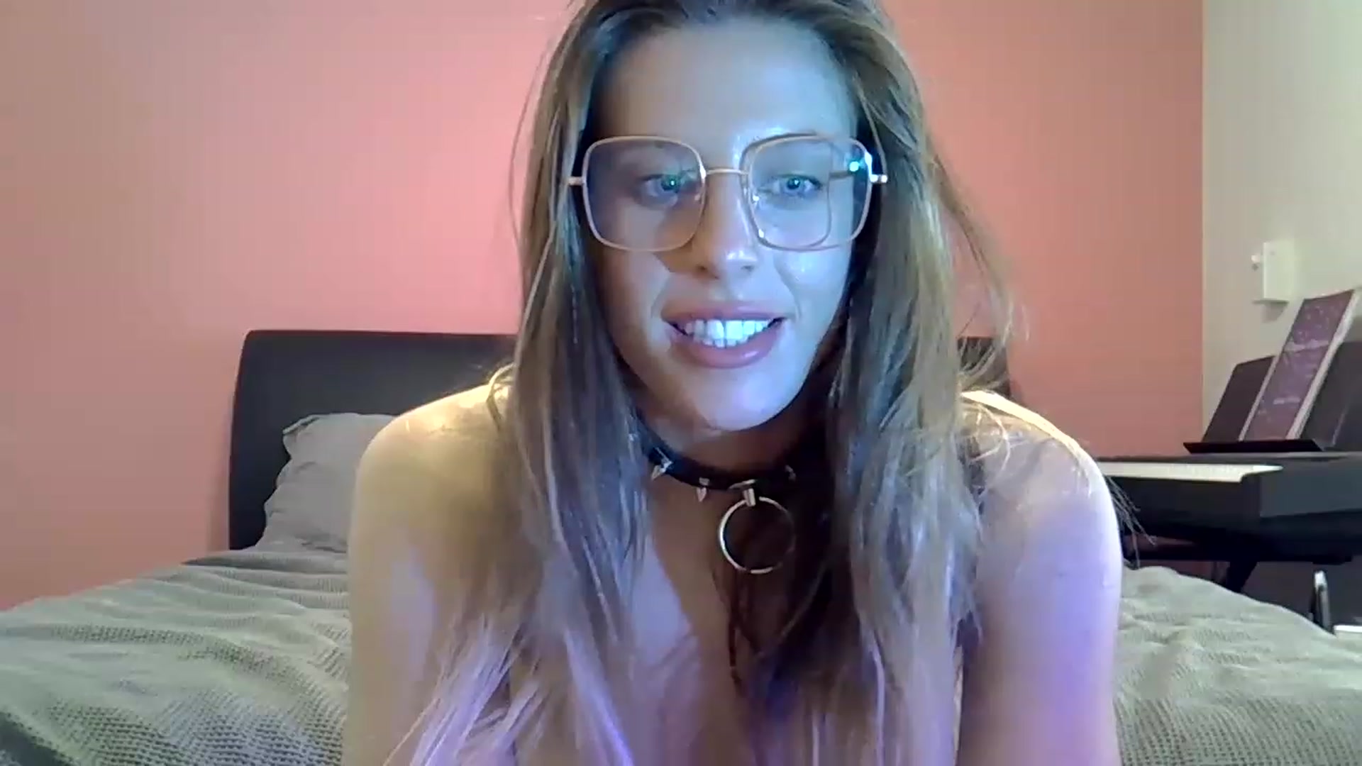 Gallery image thumbnail from JasmineSkyy's myfreecams stream on, 11/17/2022, 05:23 image 6 of 20