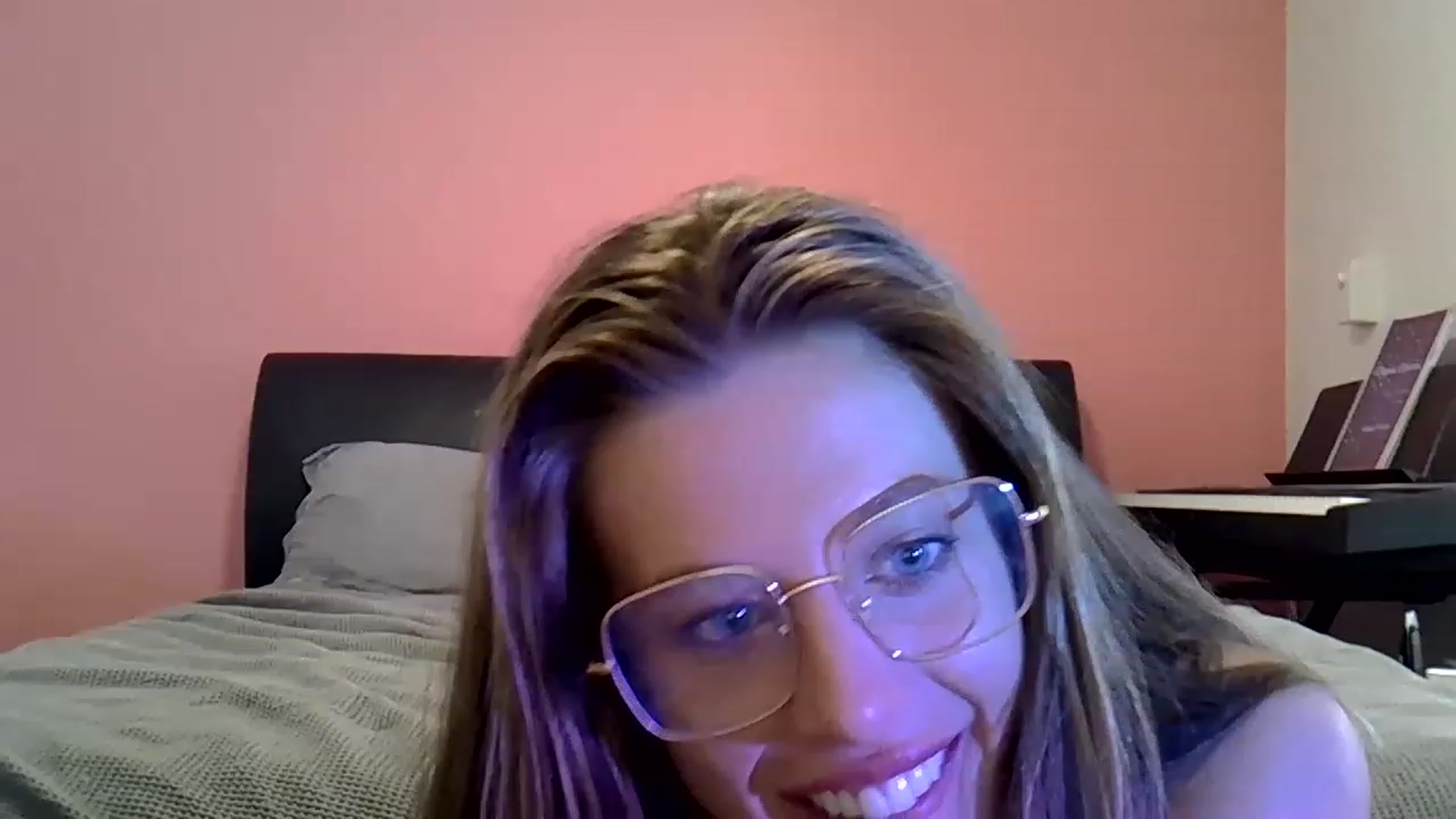 Gallery image thumbnail from JasmineSkyy's myfreecams stream on, 11/17/2022, 05:23 image 12 of 20