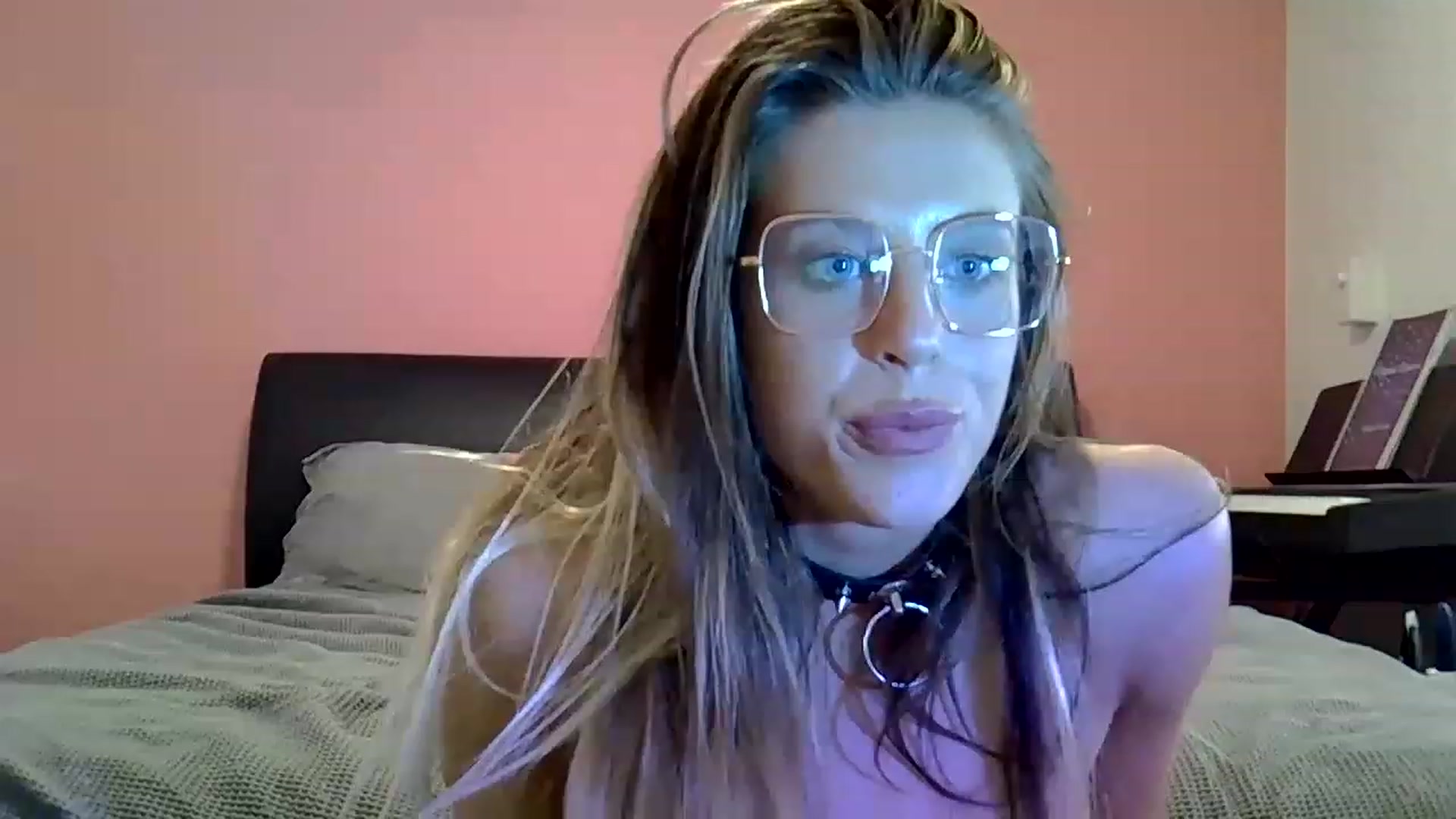 Gallery image thumbnail from JasmineSkyy's myfreecams stream on, 11/17/2022, 05:23 image 1 of 20