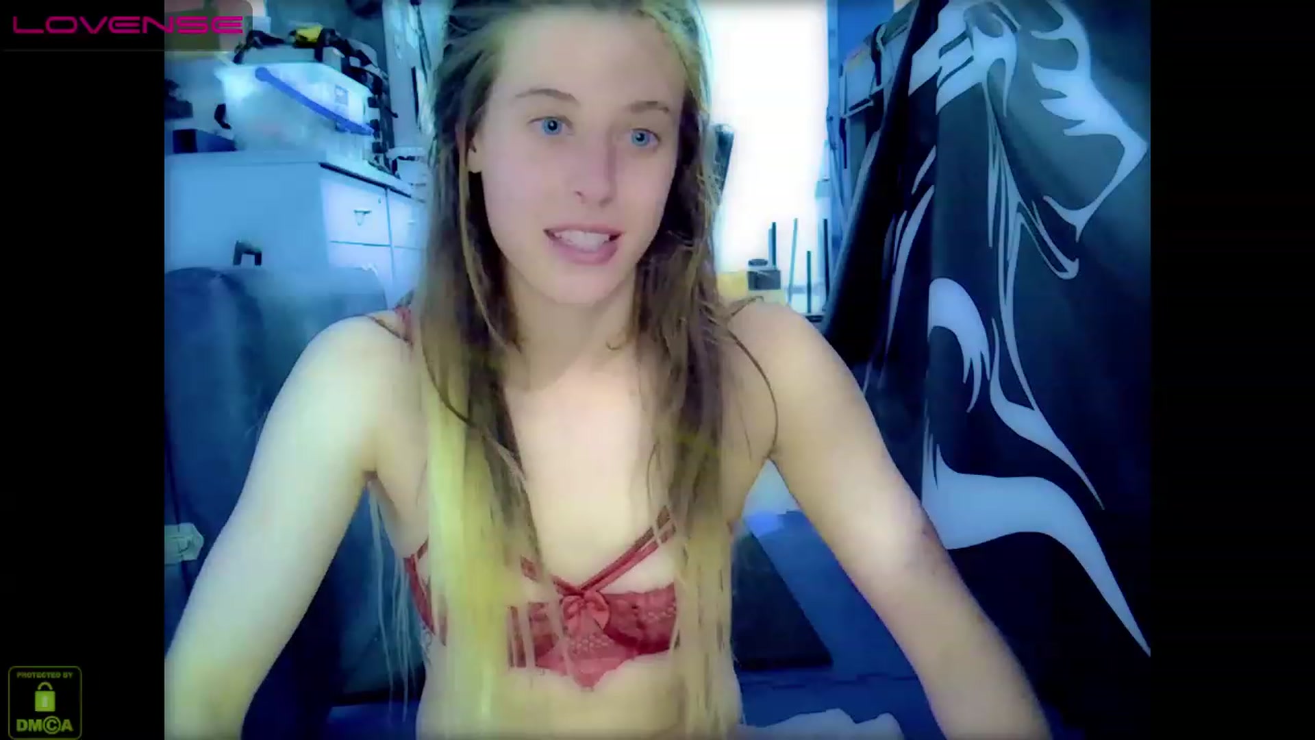 Gallery image thumbnail from JasmineSkyy's myfreecams stream on, 12/18/2022, 12:55 image 19 of 20