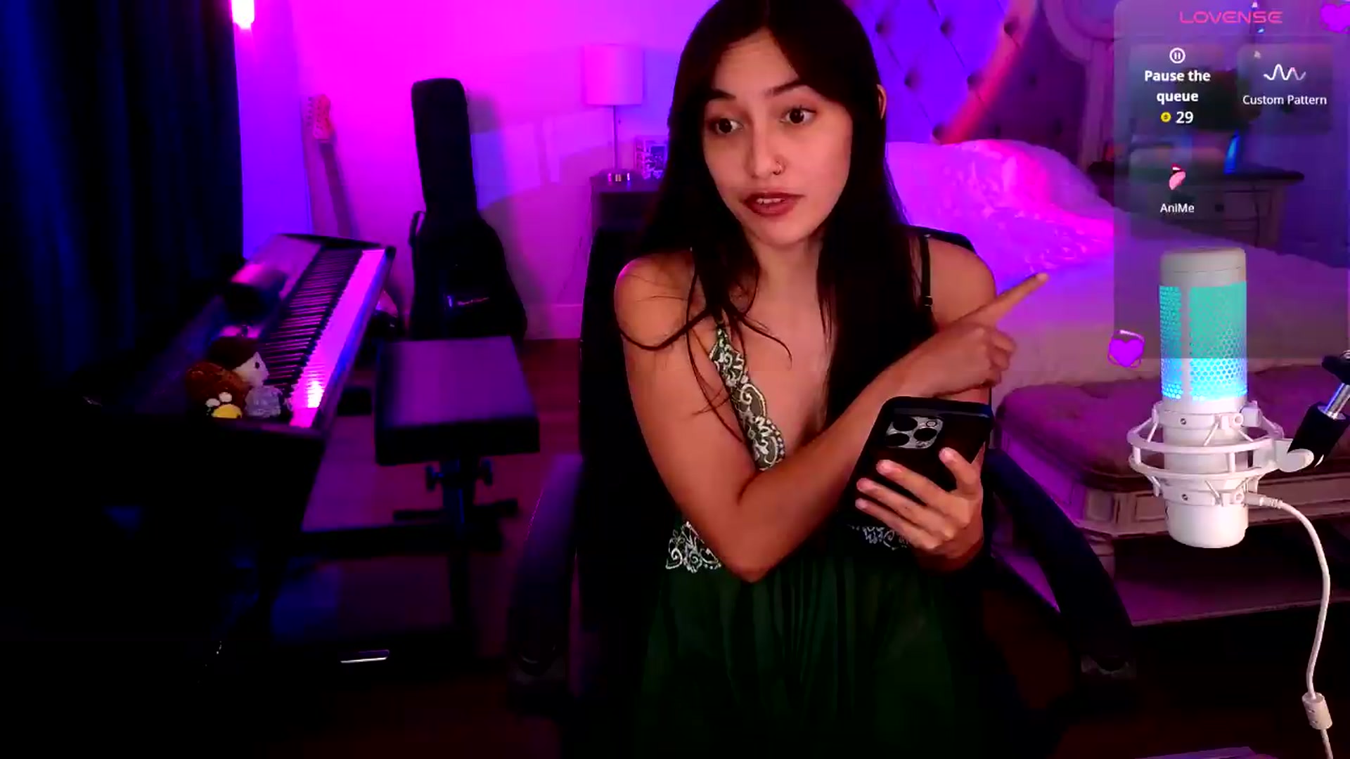 Gallery image thumbnail from JasmineWinter's myfreecams stream on, 08/10/2026, 08:03 image 7 of 20