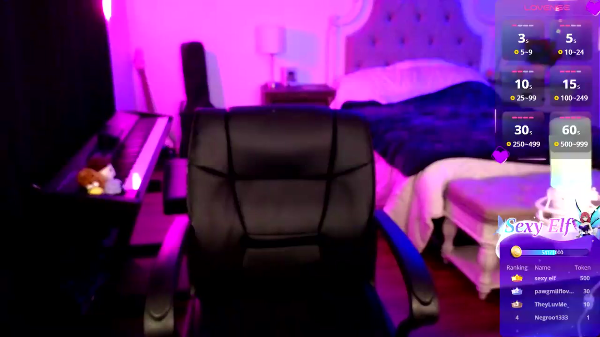 Gallery image thumbnail from JasmineWinter's myfreecams stream on, 08/14/2026, 10:49 image 5 of 20