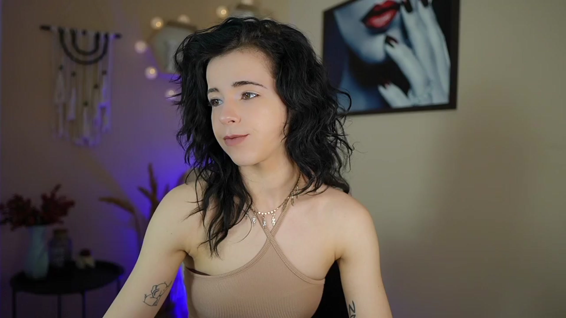 Gallery image thumbnail from Jasmine_Black's myfreecams stream on, 04/02/2024, 09:17 image 4 of 20