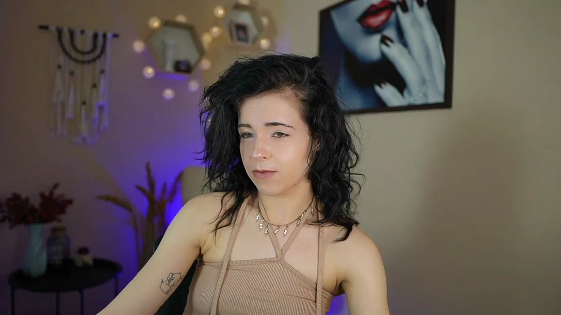 Gallery image thumbnail from Jasmine_Black's myfreecams stream on, 04/02/2024, 10:25 image 8 of 20