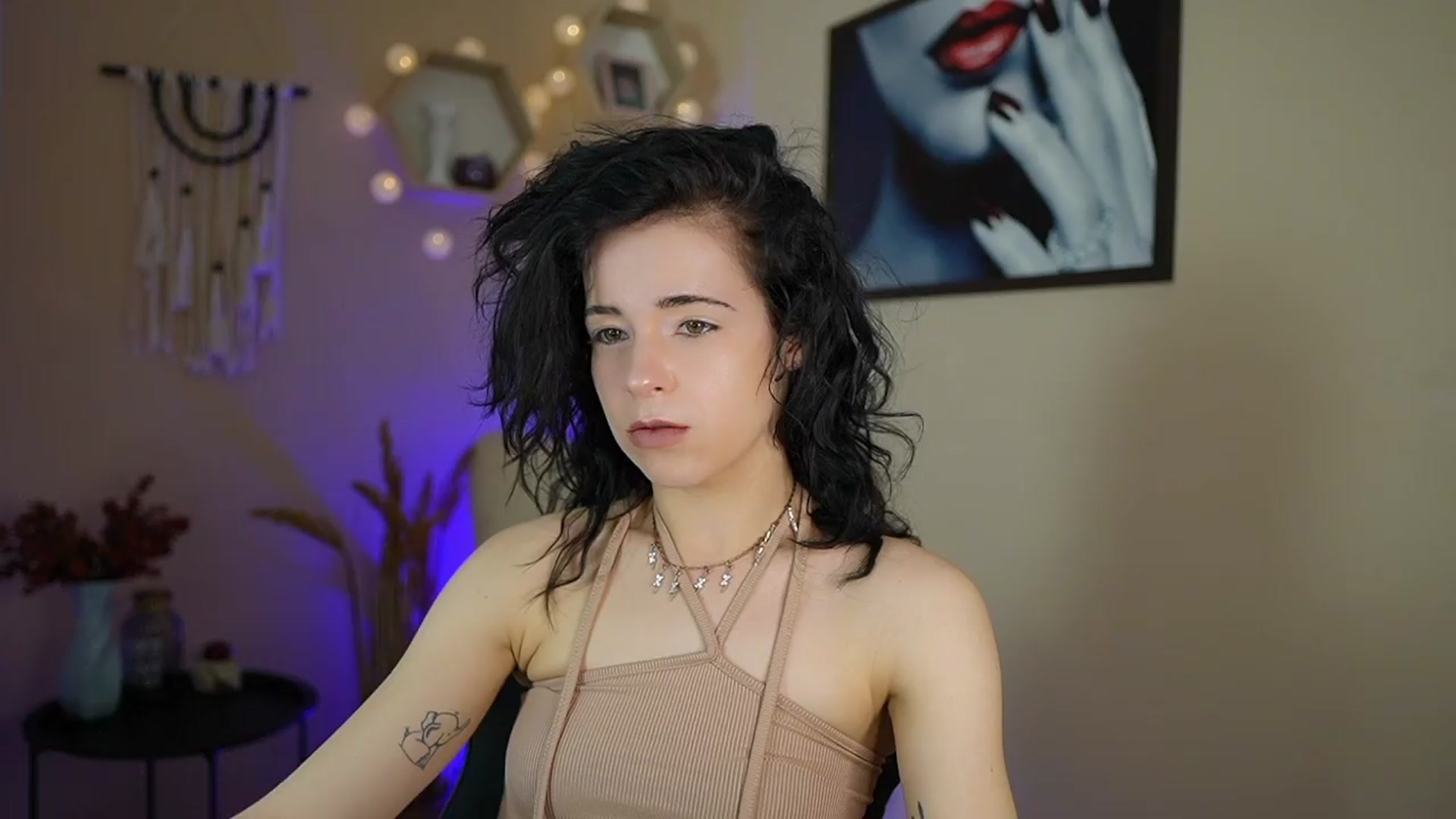 Gallery image thumbnail from Jasmine_Black's myfreecams stream on, 04/02/2024, 10:25 image 4 of 20