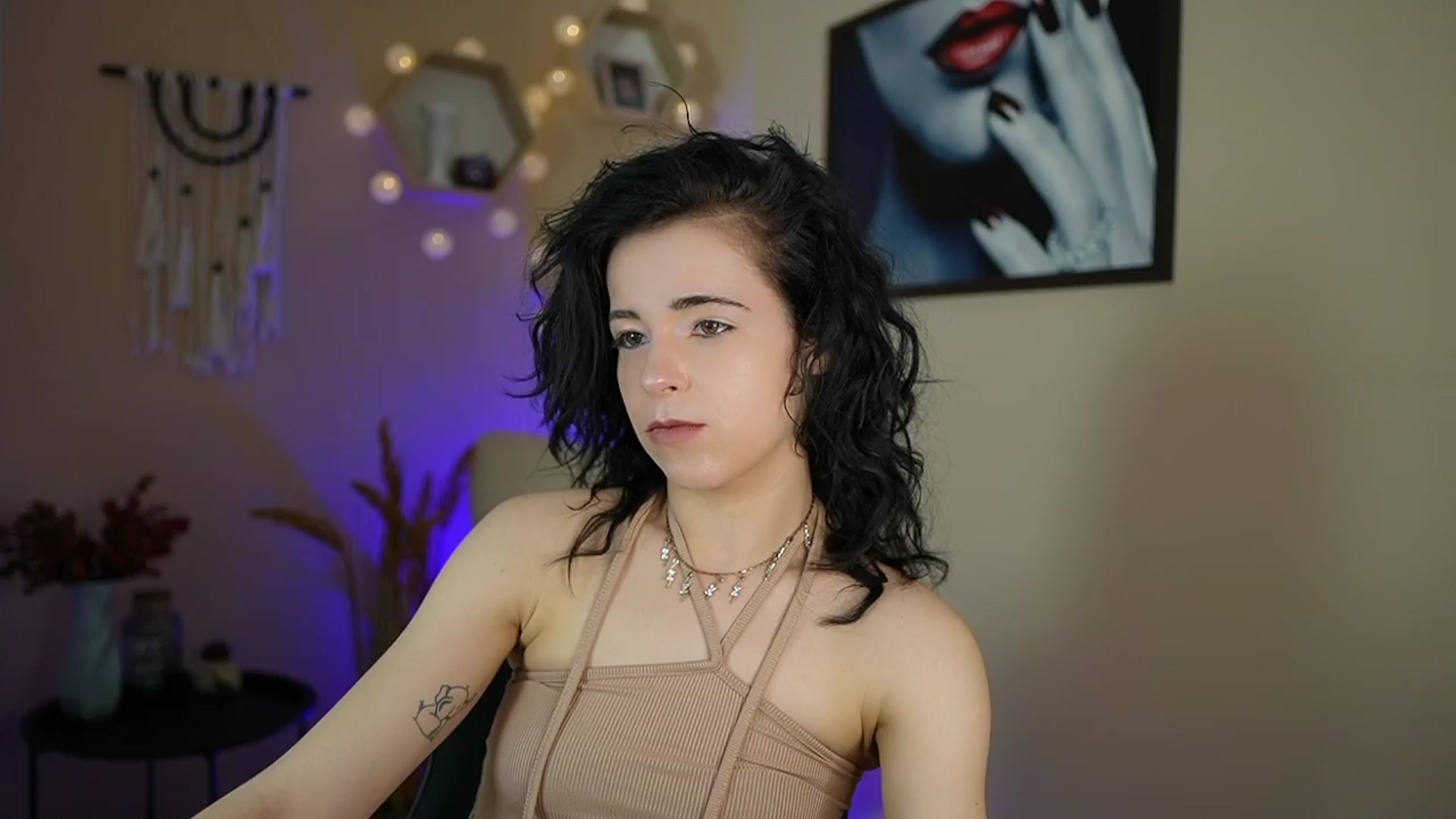 Gallery image thumbnail from Jasmine_Black's myfreecams stream on, 04/02/2024, 10:25 image 3 of 20