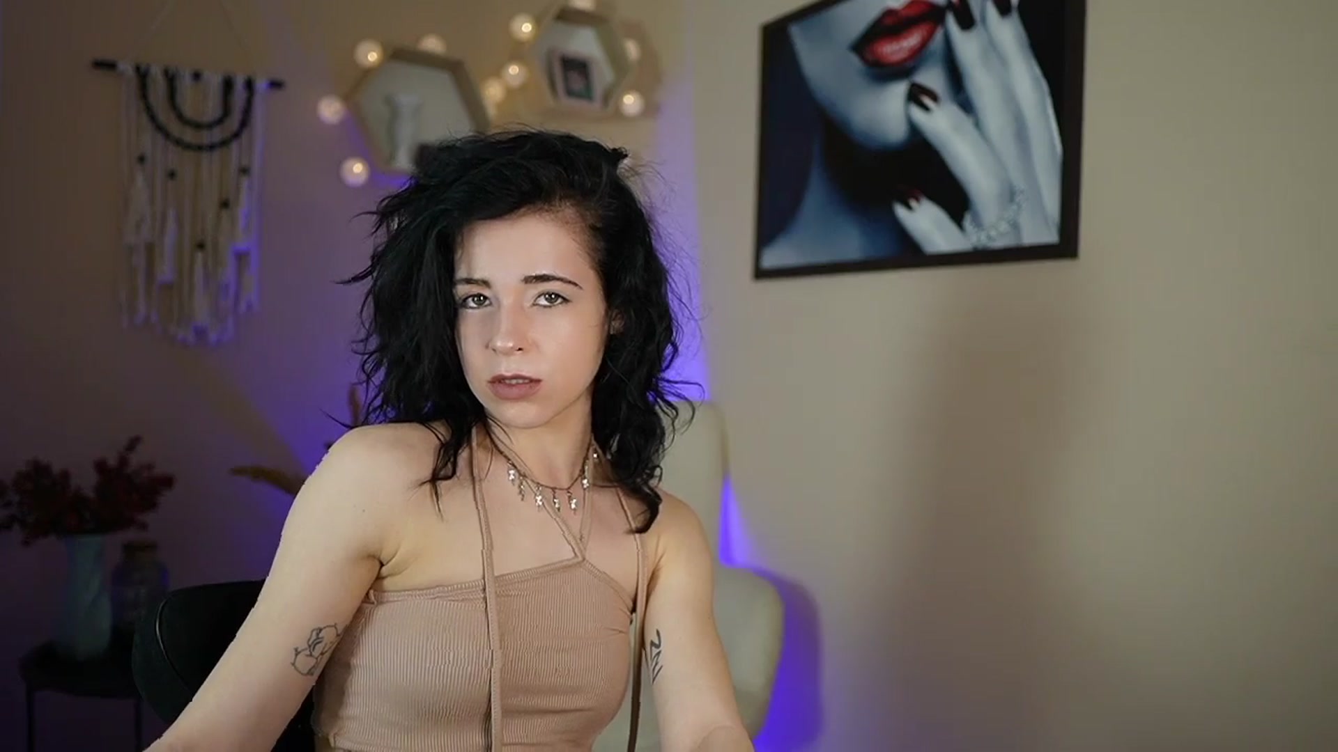 Gallery image thumbnail from Jasmine_Black's myfreecams stream on, 04/02/2024, 10:25 image 10 of 20