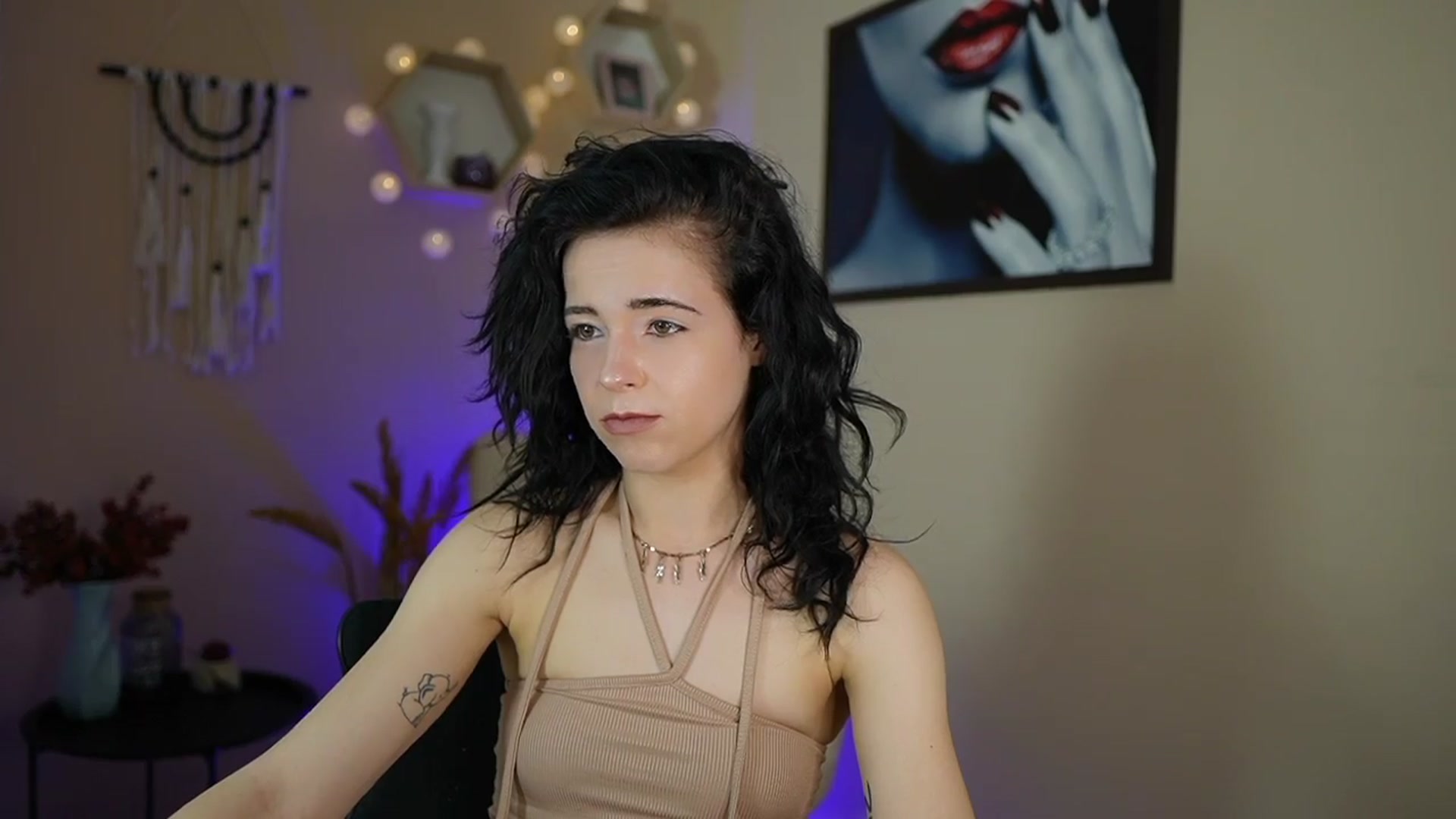 Gallery image thumbnail from Jasmine_Black's myfreecams stream on, 04/02/2024, 12:16 image 4 of 20