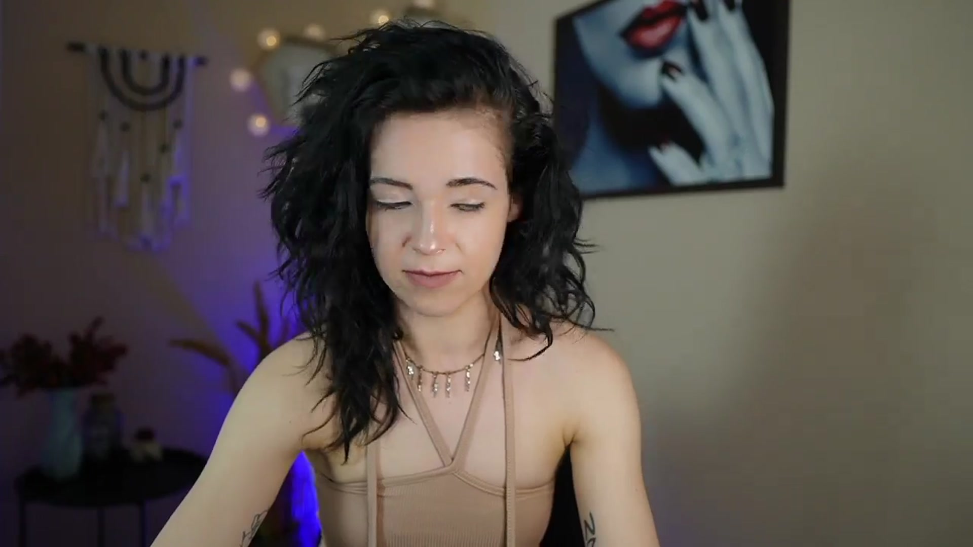 Gallery image thumbnail from Jasmine_Black's myfreecams stream on, 04/02/2024, 12:16 image 17 of 20
