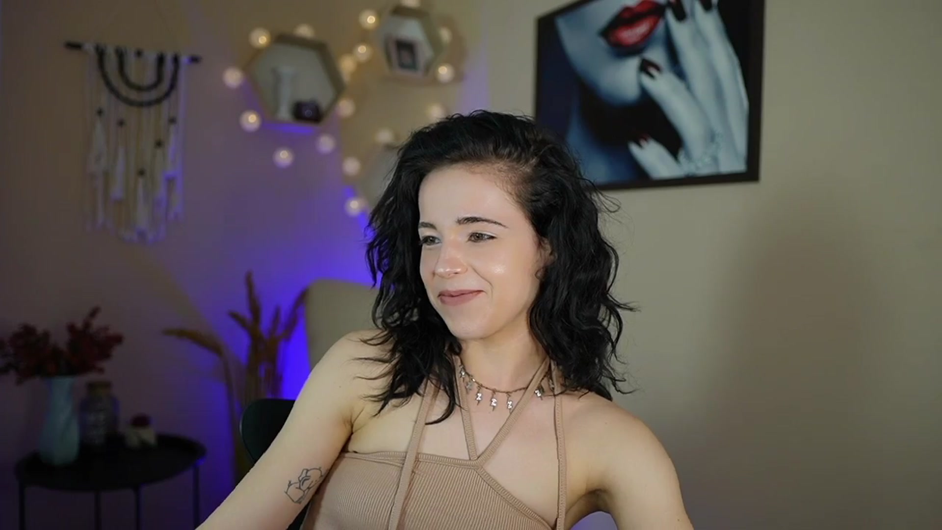 Gallery image thumbnail from Jasmine_Black's myfreecams stream on, 04/02/2024, 12:16 image 20 of 20