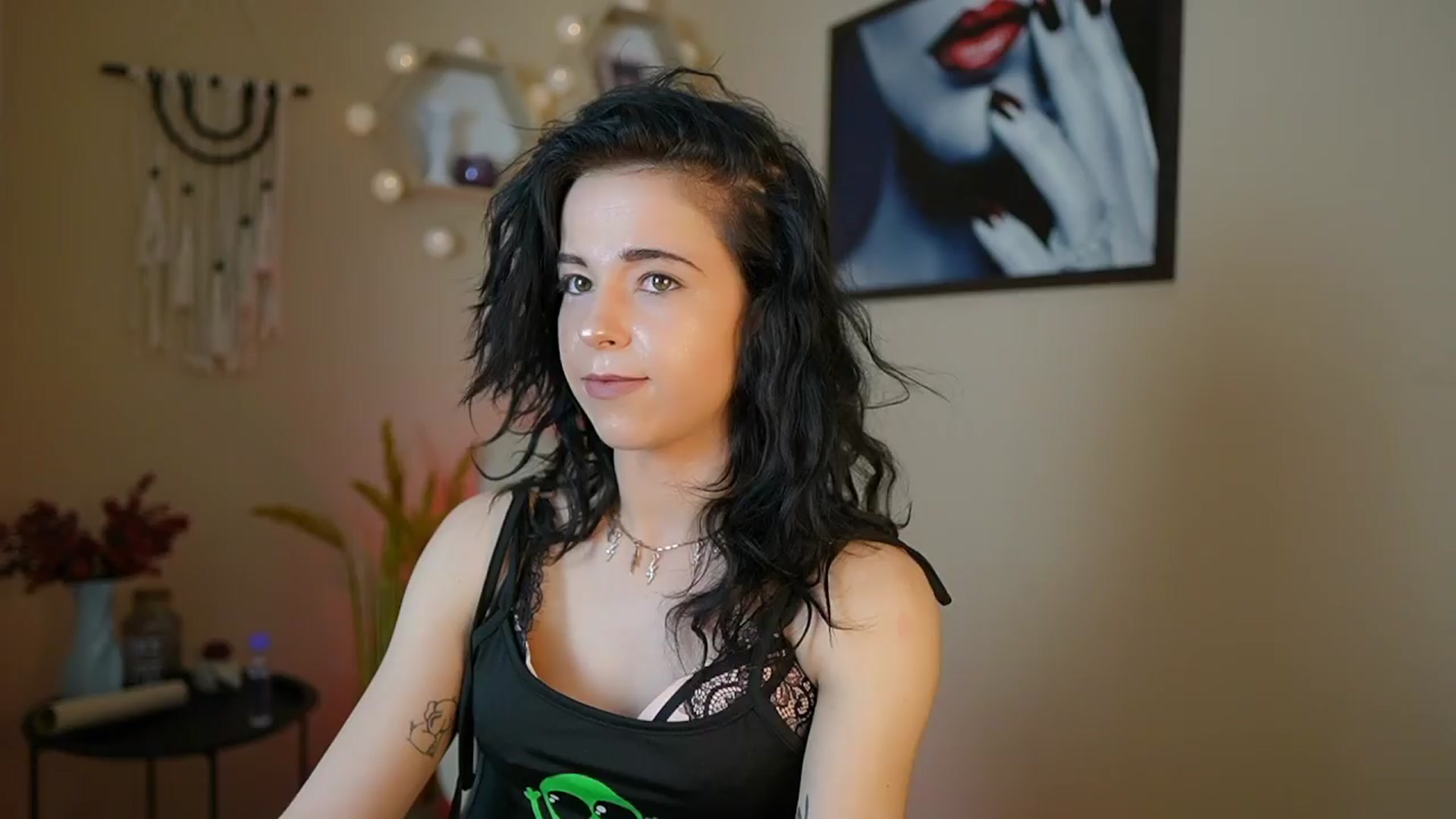 Gallery image thumbnail from Jasmine_Black's myfreecams stream on, 04/03/2024, 12:52 image 10 of 20