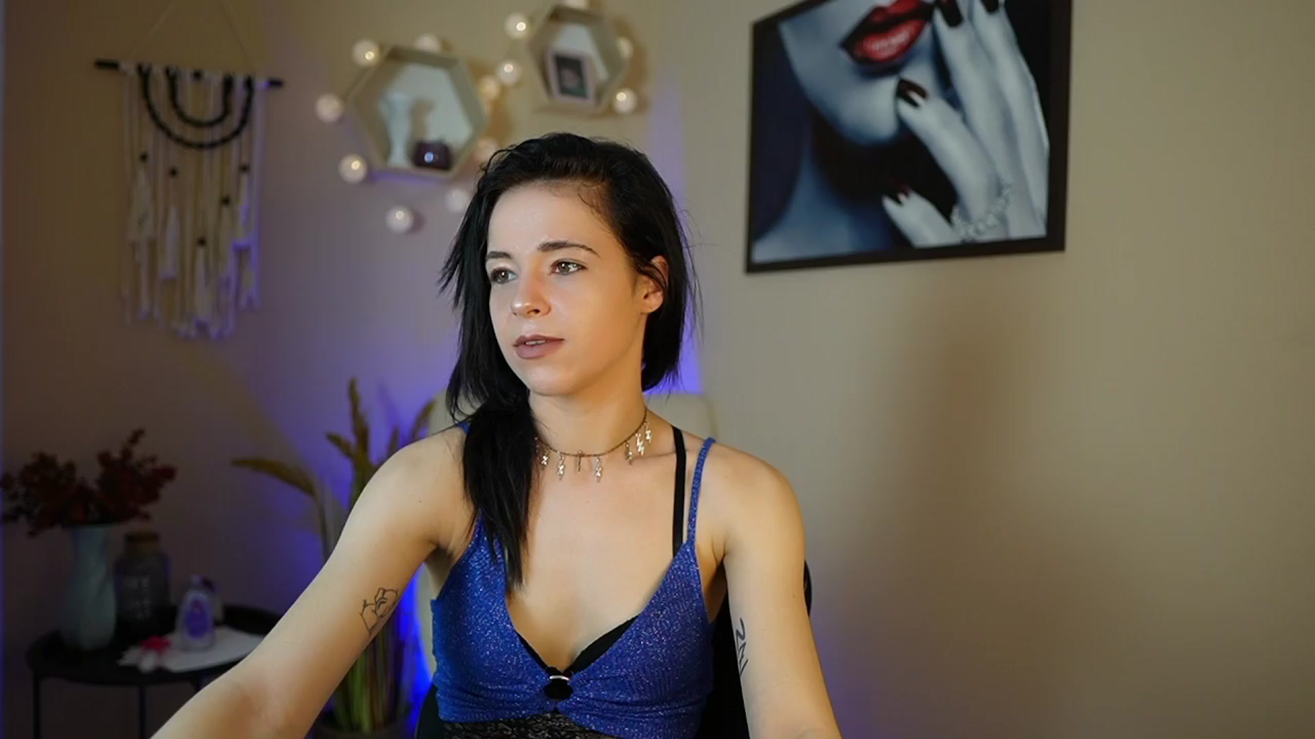 Gallery image thumbnail from Jasmine_Black's myfreecams stream on, 04/04/2024, 10:13 image 6 of 20