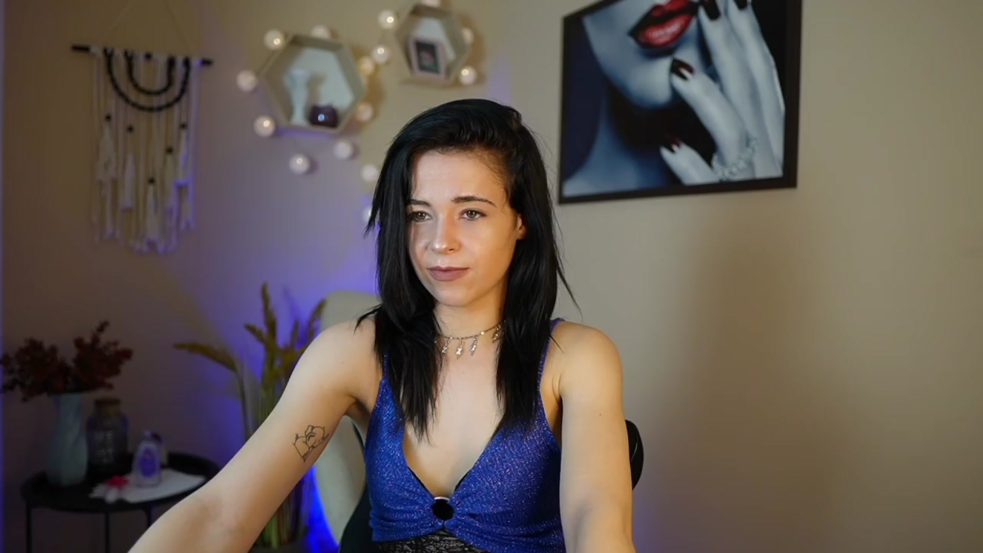 Gallery image thumbnail from Jasmine_Black's myfreecams stream on, 04/04/2024, 11:40 image 10 of 20