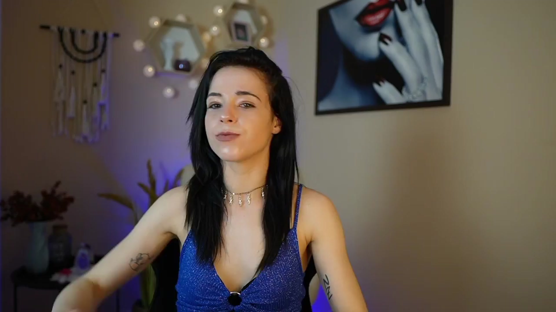 Gallery image thumbnail from Jasmine_Black's myfreecams stream on, 04/04/2024, 11:40 image 7 of 20