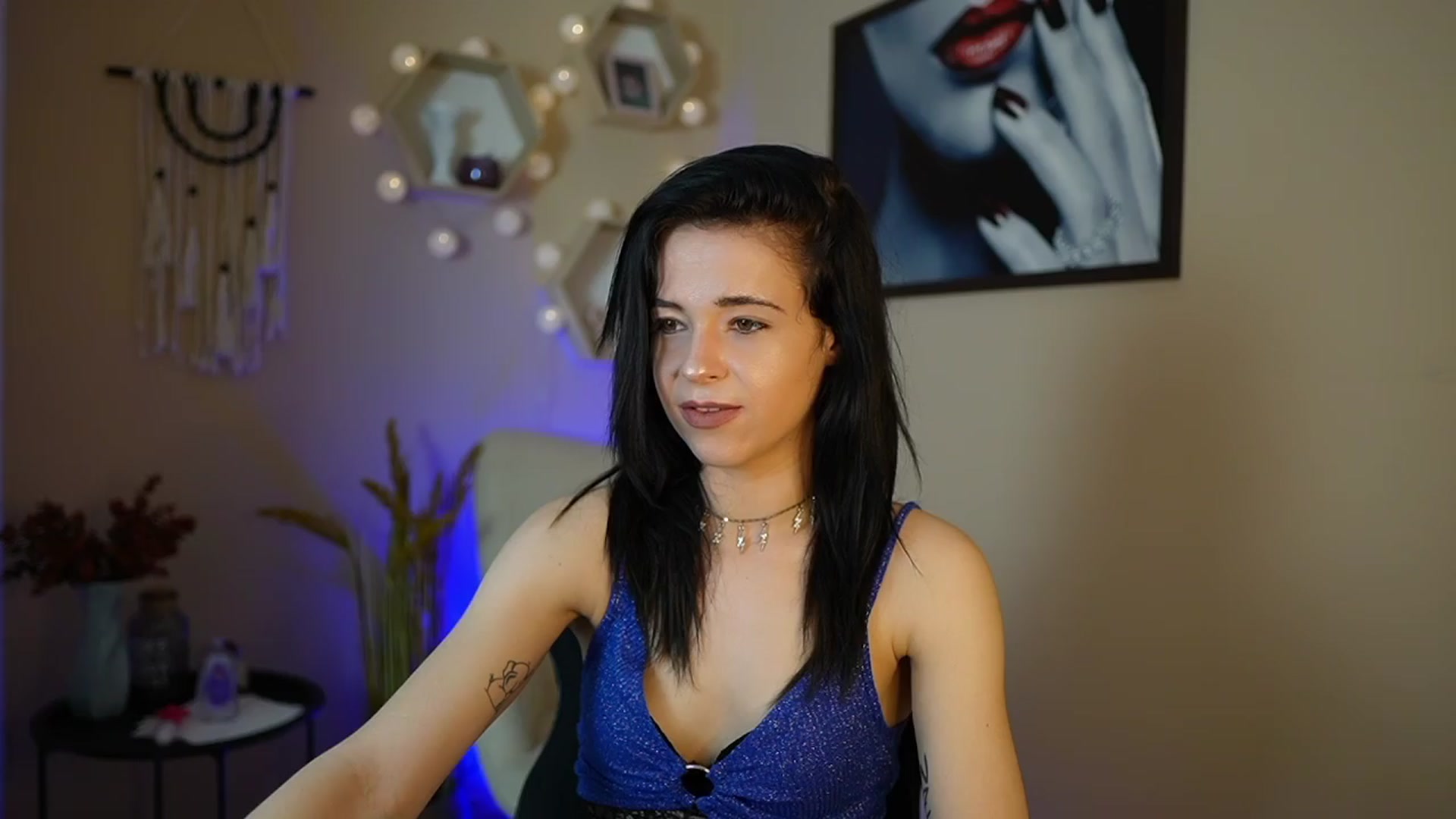 Gallery image thumbnail from Jasmine_Black's myfreecams stream on, 04/04/2024, 11:40 image 13 of 20