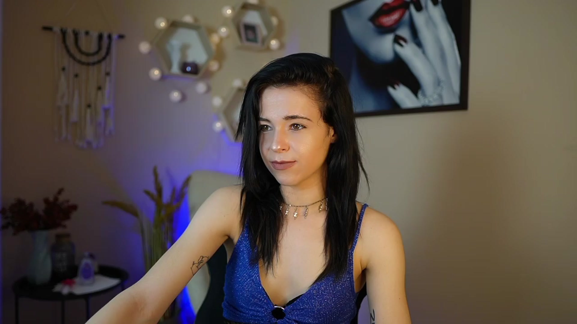 Gallery image thumbnail from Jasmine_Black's myfreecams stream on, 04/04/2024, 11:40 image 9 of 20