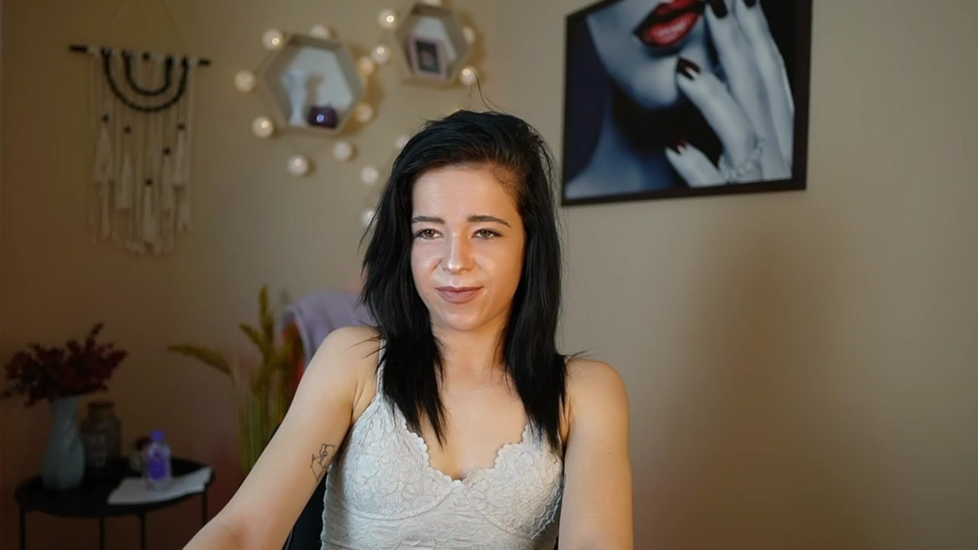 Gallery image thumbnail from Jasmine_Black's myfreecams stream on, 04/10/2024, 10:11 image 11 of 20