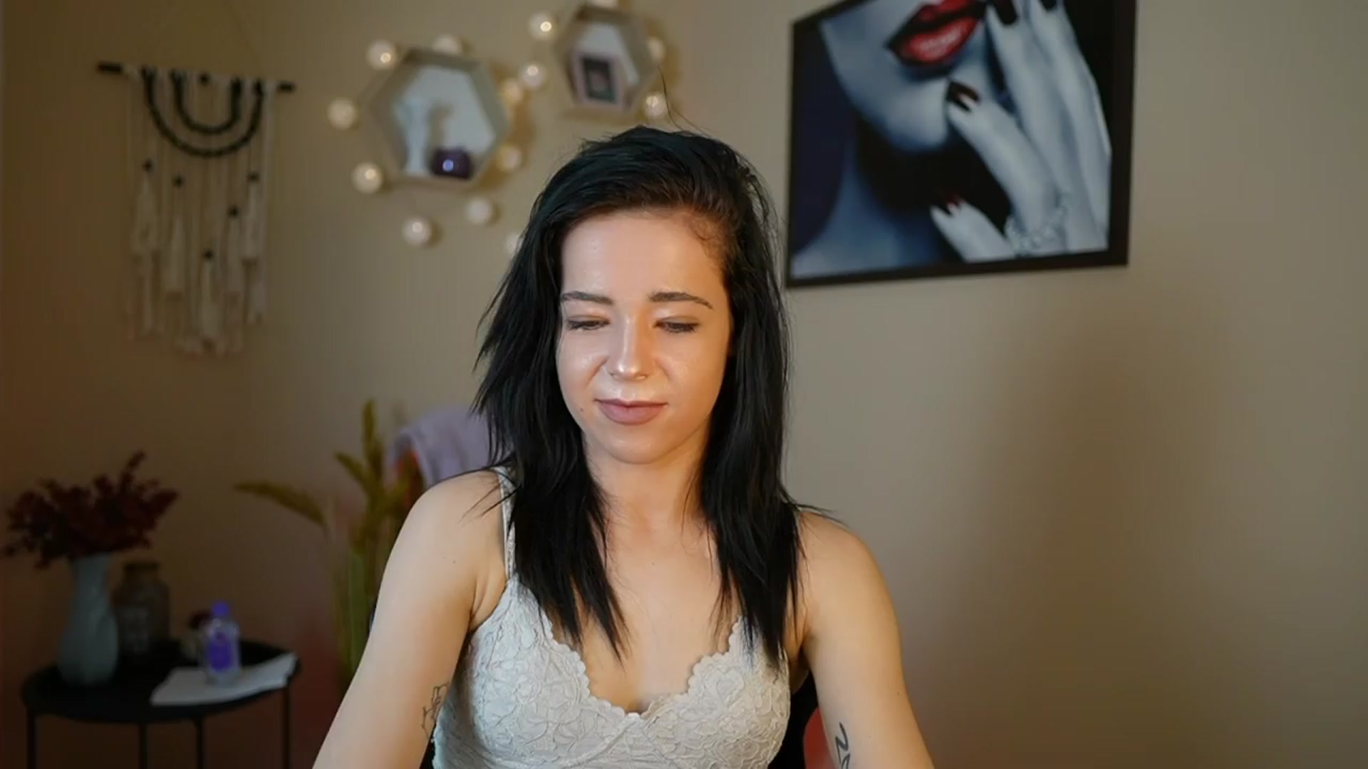 Gallery image thumbnail from Jasmine_Black's myfreecams stream on, 04/10/2024, 10:11 image 7 of 20
