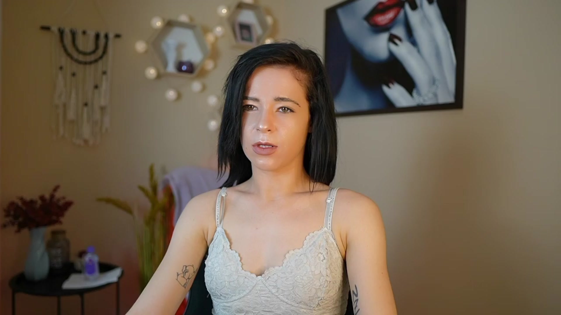 Gallery image thumbnail from Jasmine_Black's myfreecams stream on, 04/10/2024, 10:11 image 15 of 20