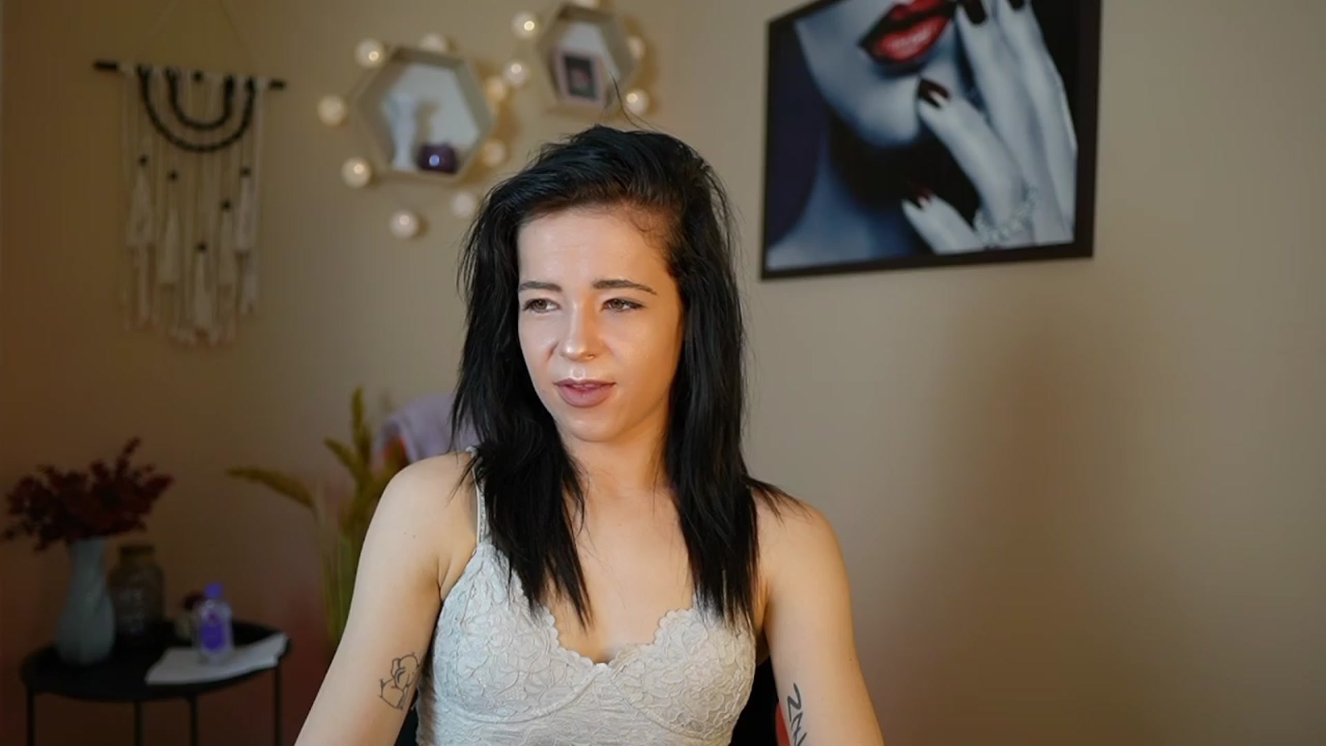 Gallery image thumbnail from Jasmine_Black's myfreecams stream on, 04/10/2024, 10:11 image 2 of 20