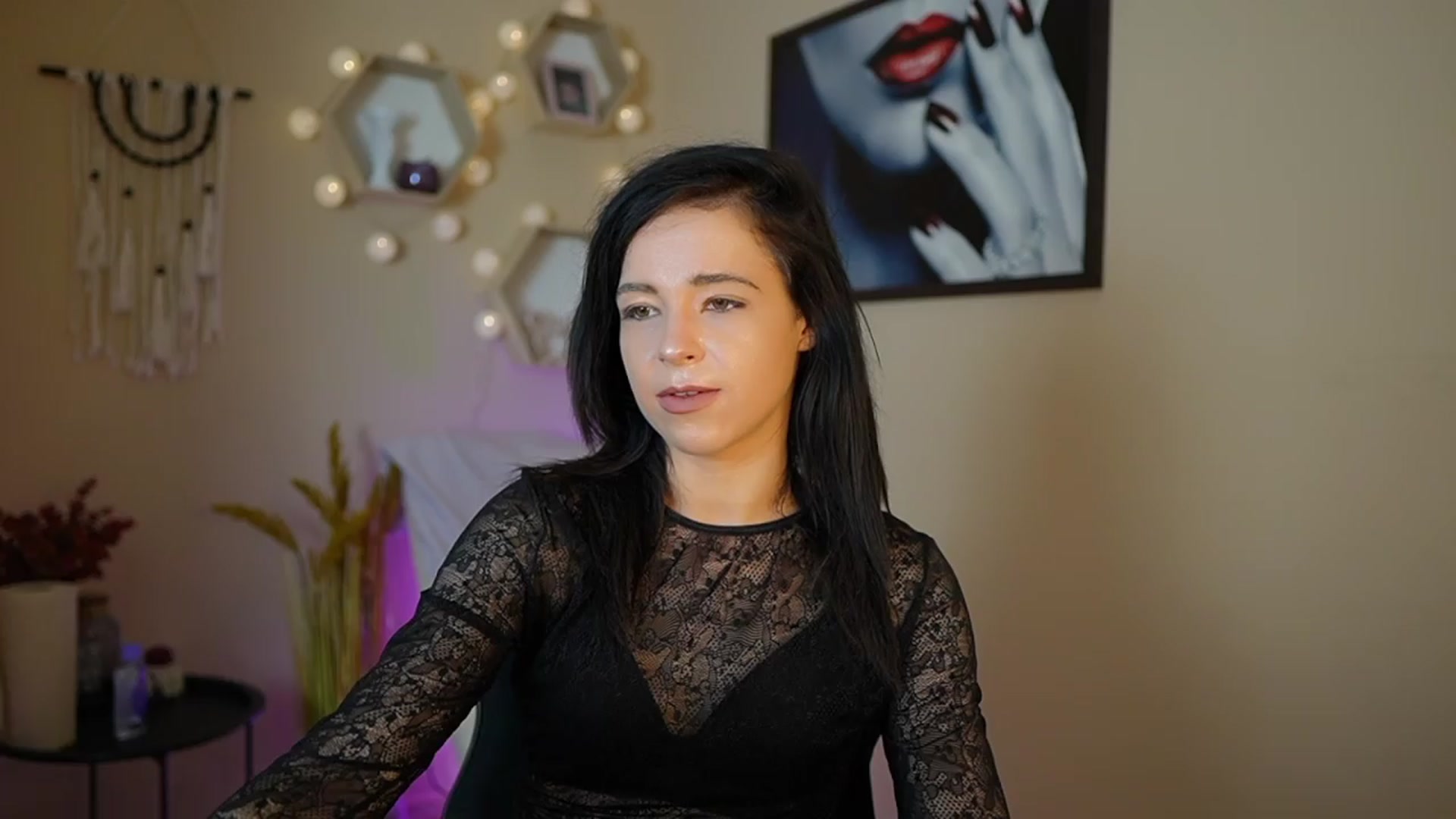 Gallery image thumbnail from Jasmine_Black's myfreecams stream on, 04/12/2024, 11:23 image 17 of 20